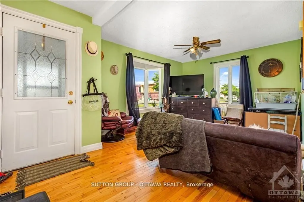 846 St Laurent Boulevard