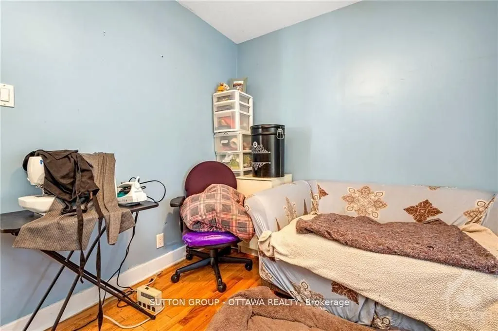 846 St Laurent Boulevard