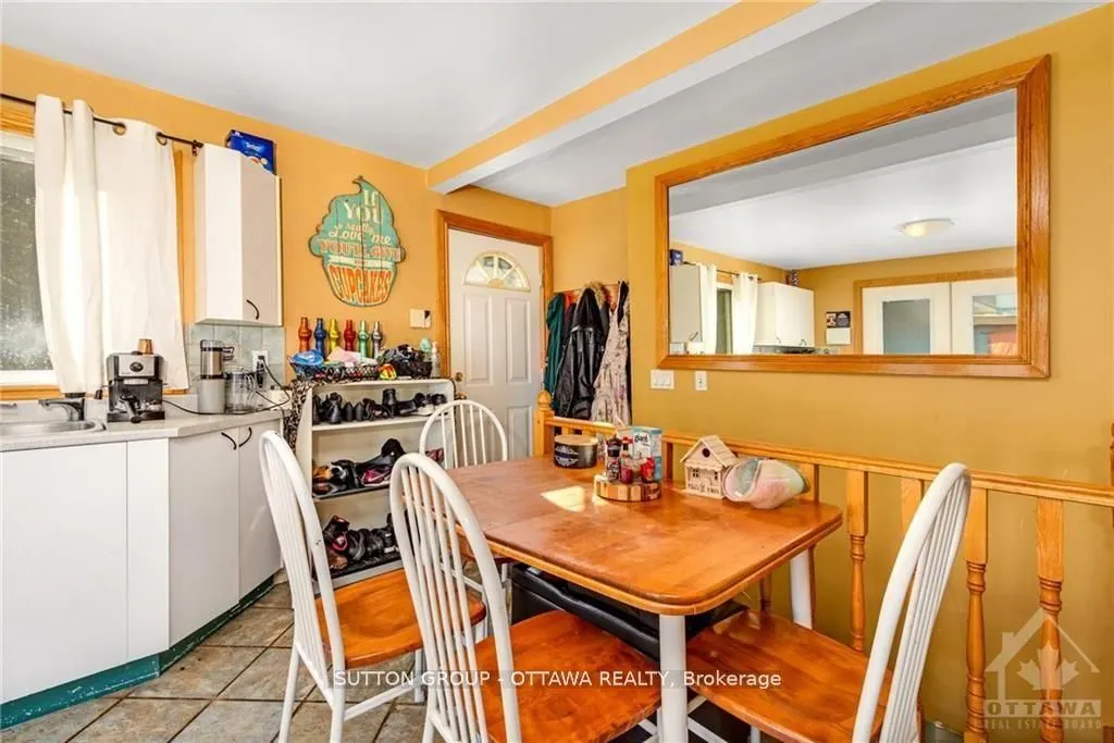 846 St Laurent Boulevard