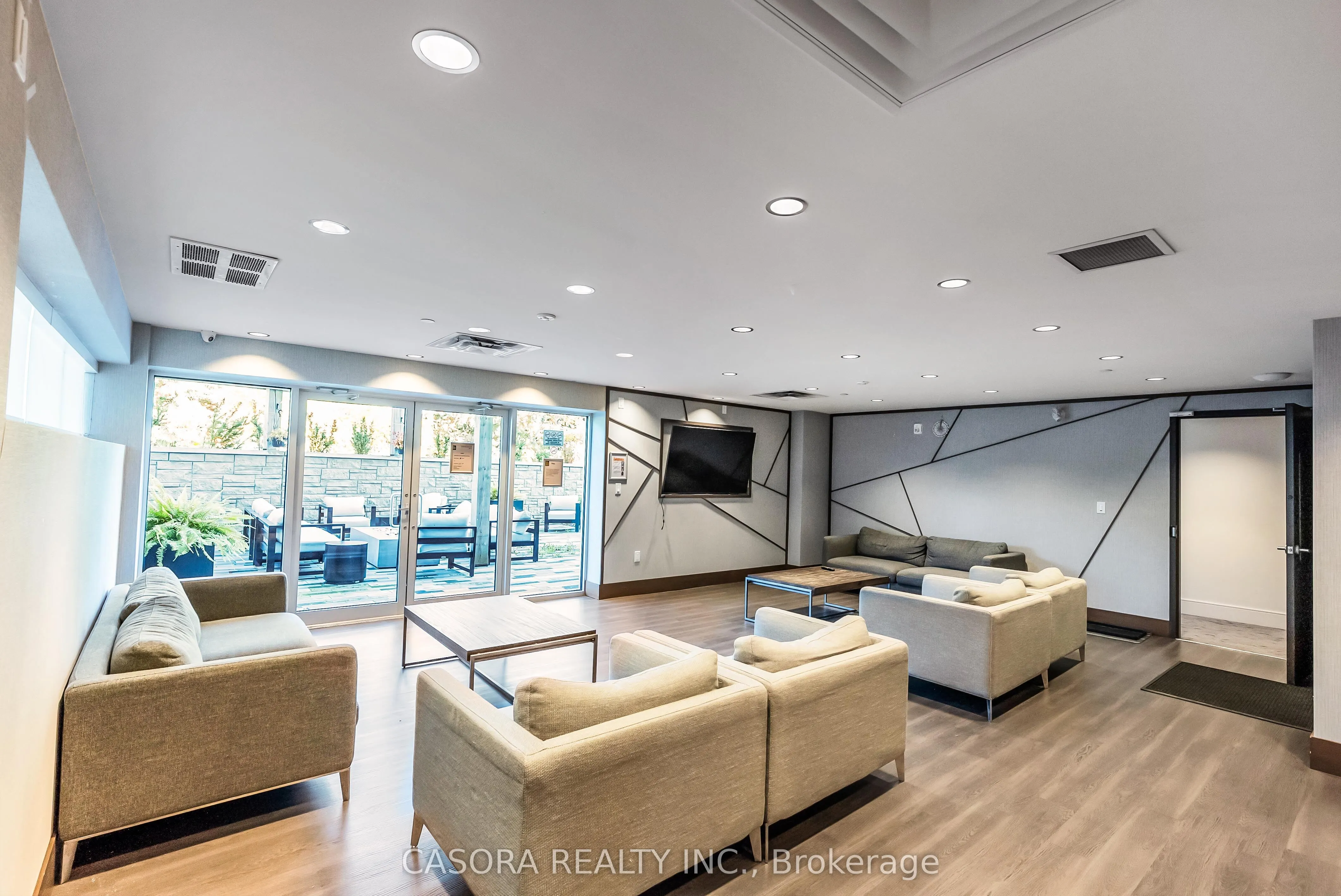 16 Markle Crescent, #206