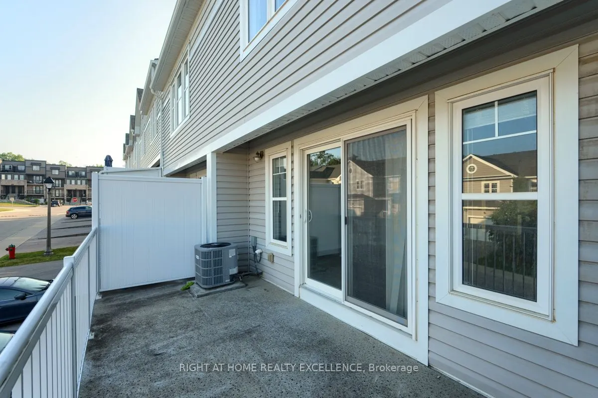 1971 Ottawa Street S, #61