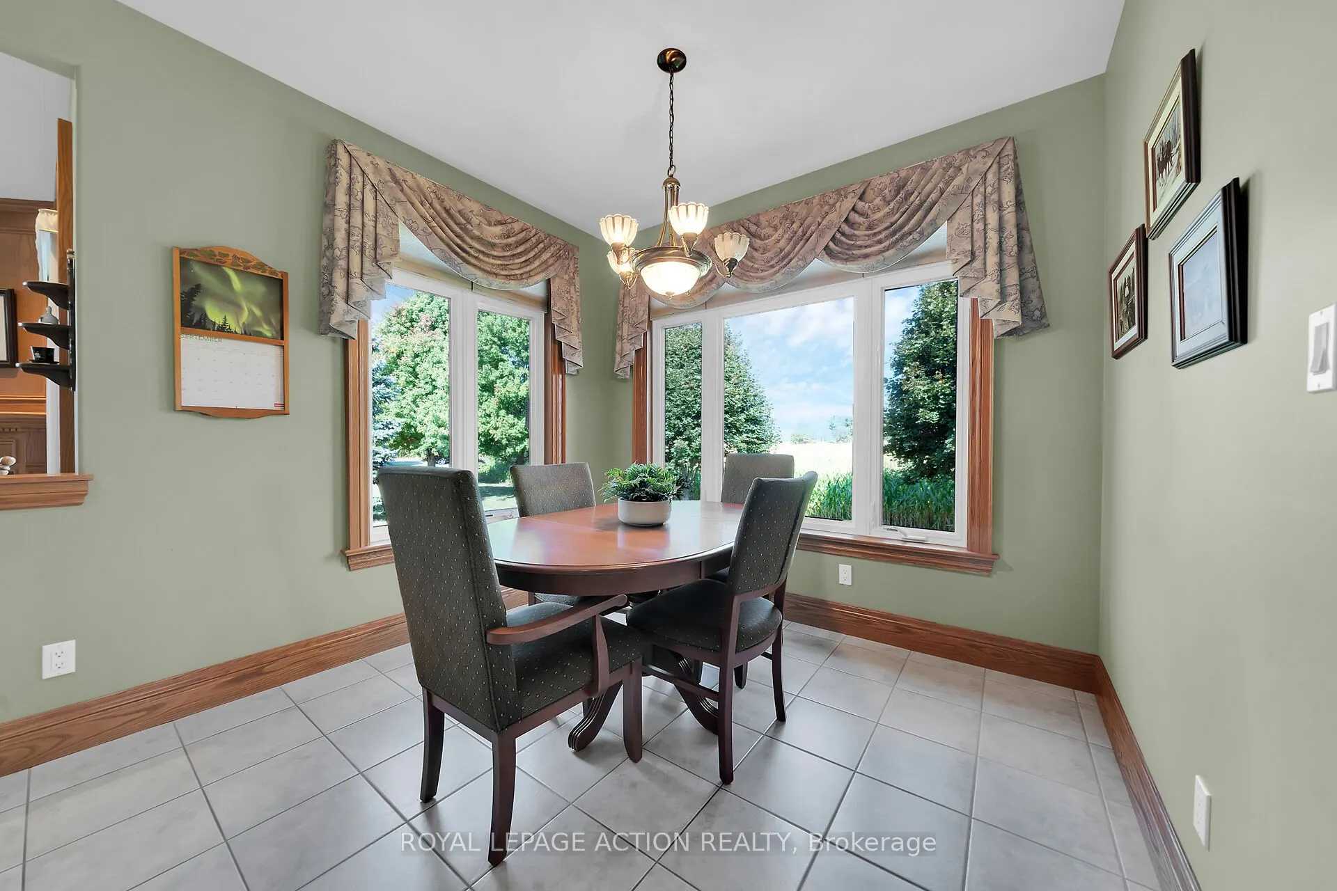 99 Mcmillan Road