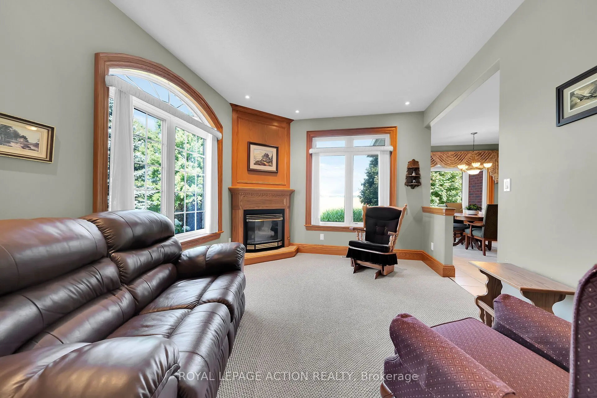 99 Mcmillan Road