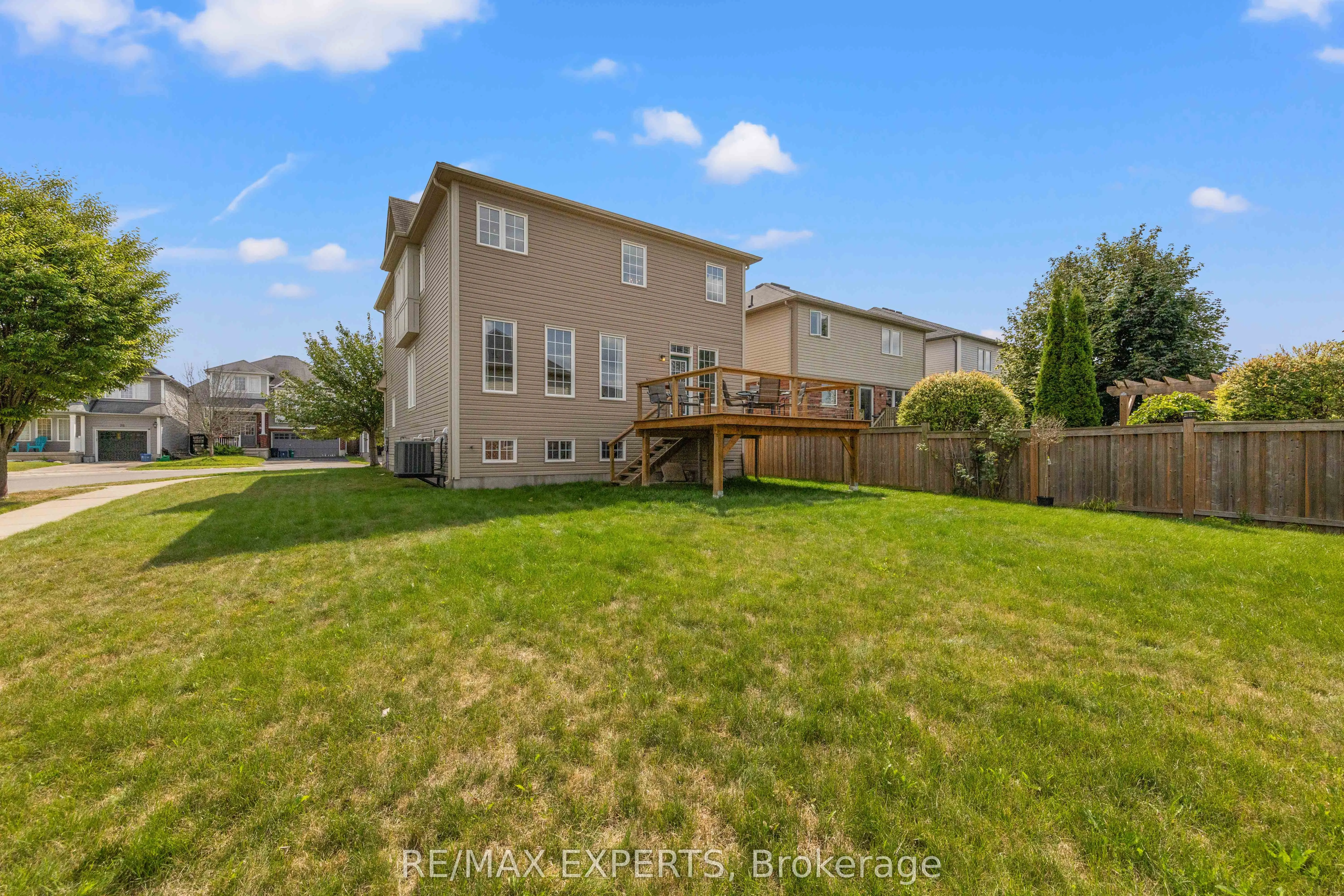 78 Lambert Crescent