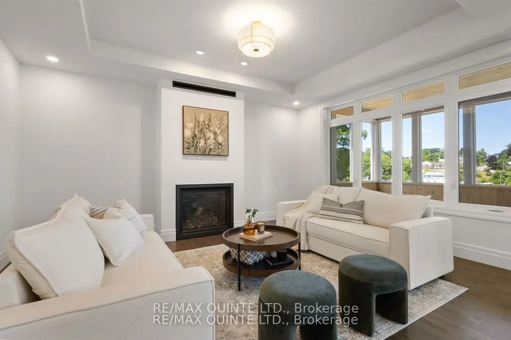 125 Villeneuve Drive