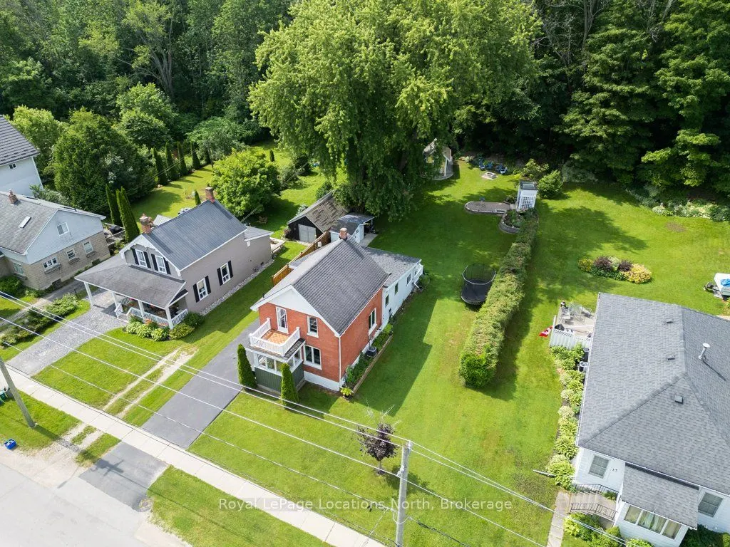 25 Edwin Street W