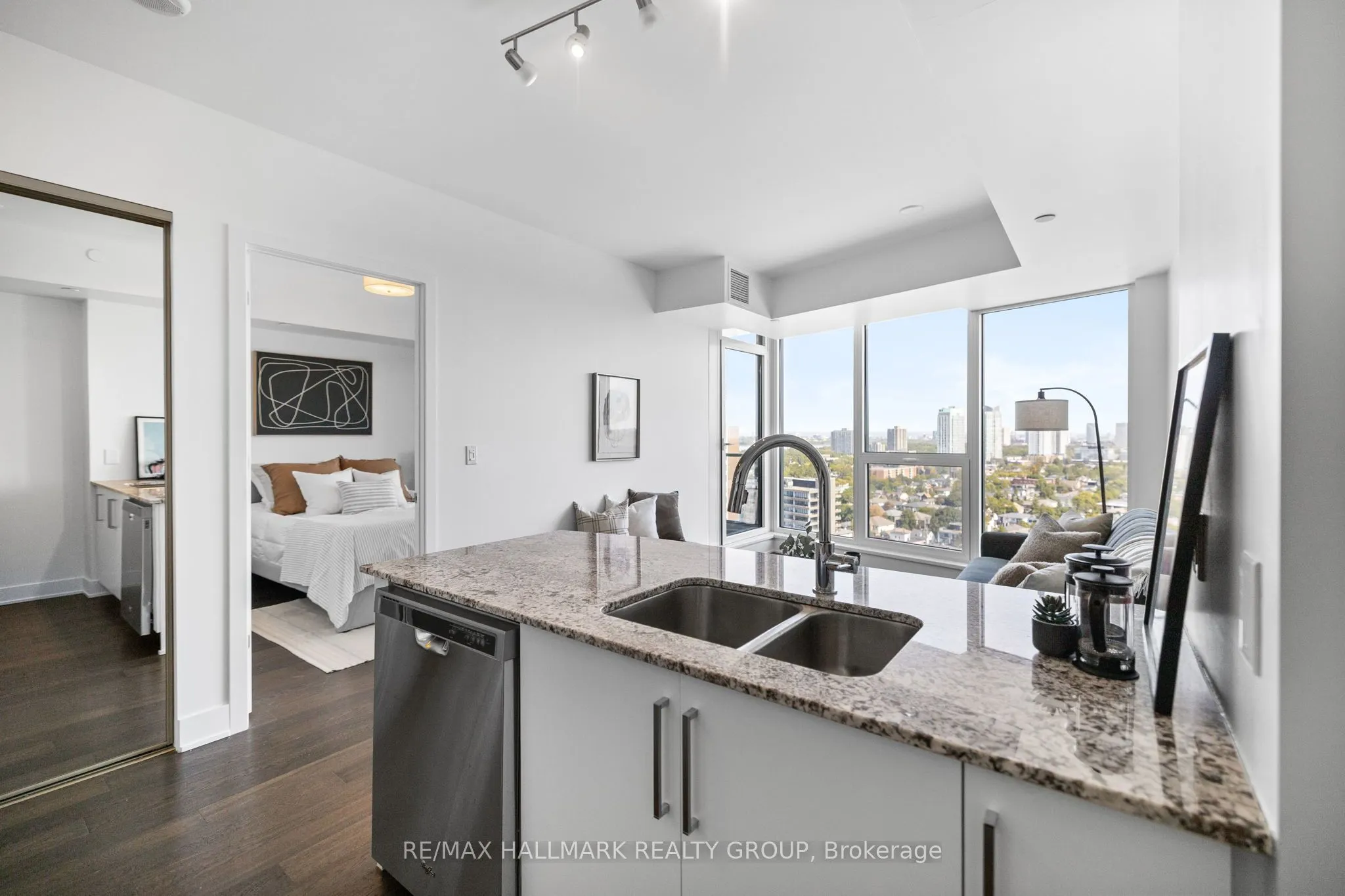 485 Richmond Road, #1906