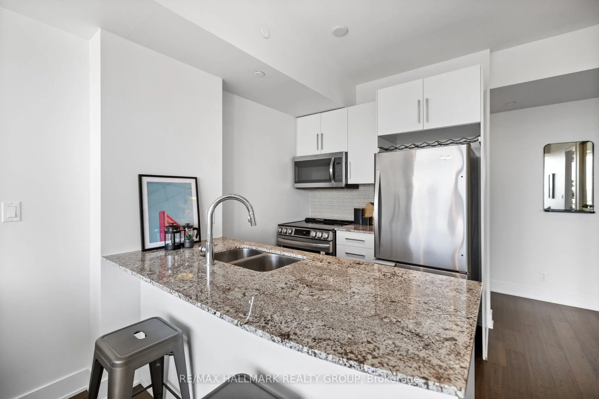 485 Richmond Road, #1906