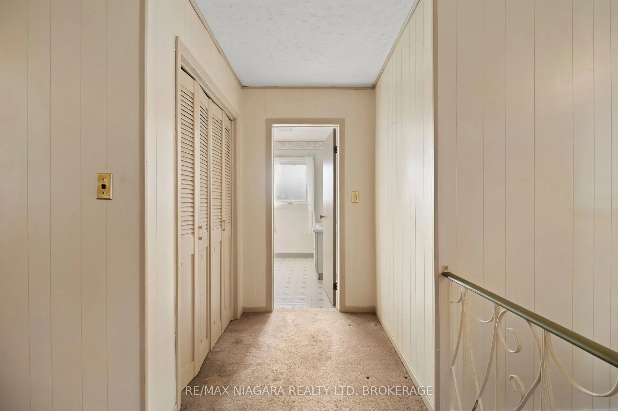 613 Queenston Road
