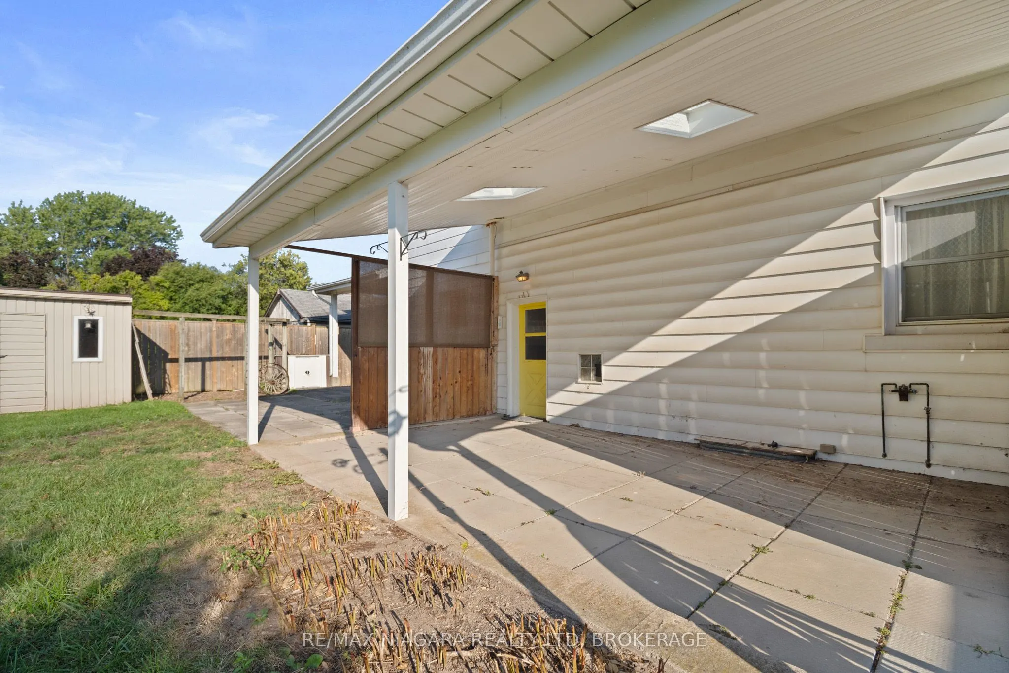 613 Queenston Road