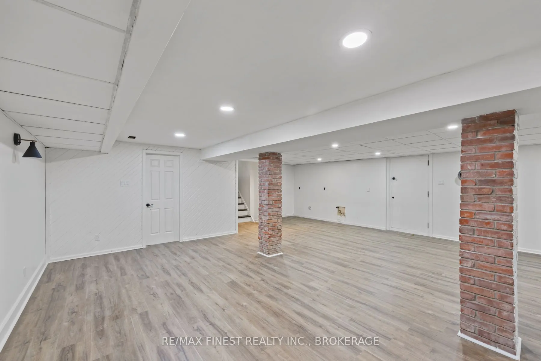 3327 Wilton Road