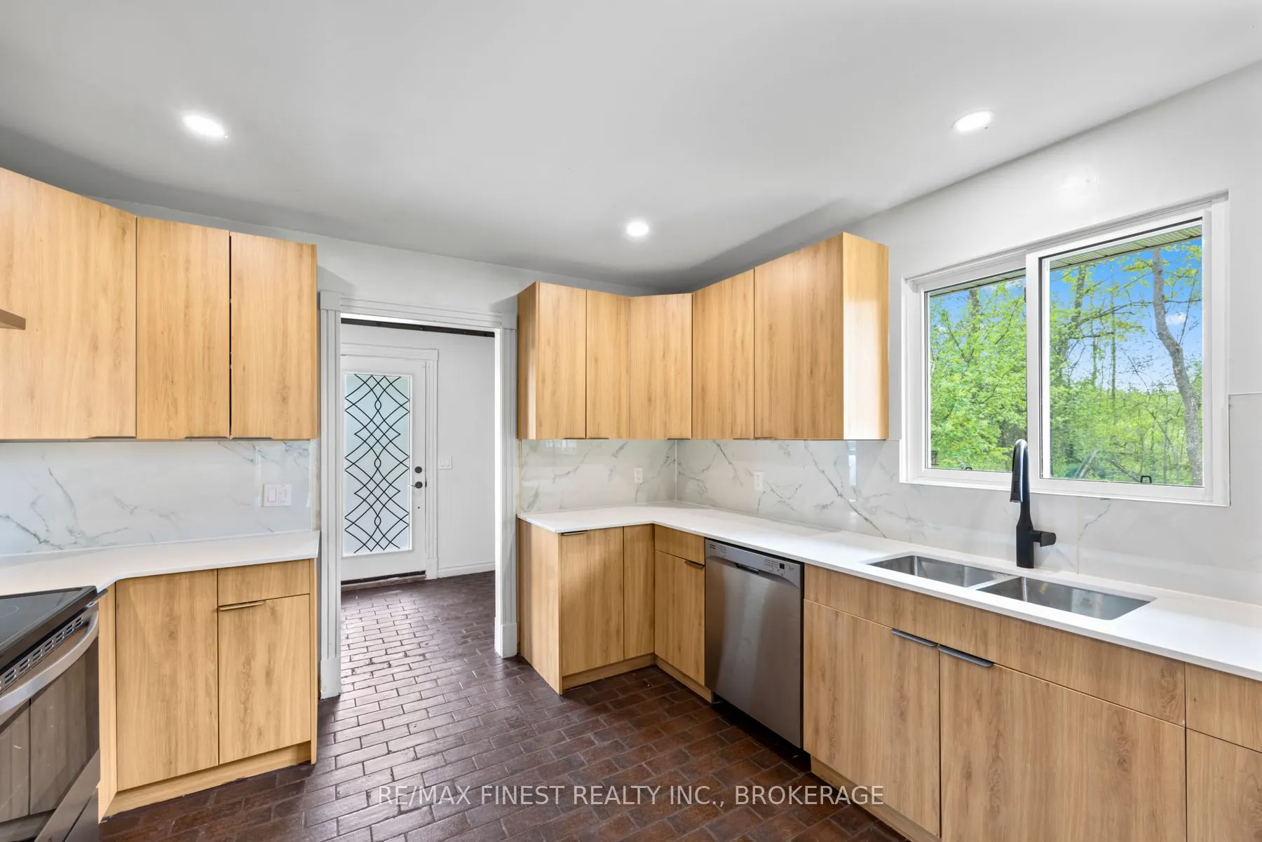 3327 Wilton Road