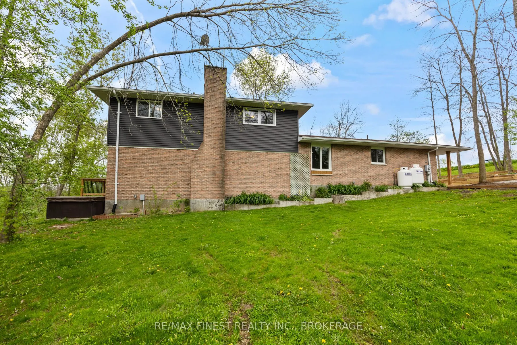 3327 Wilton Road