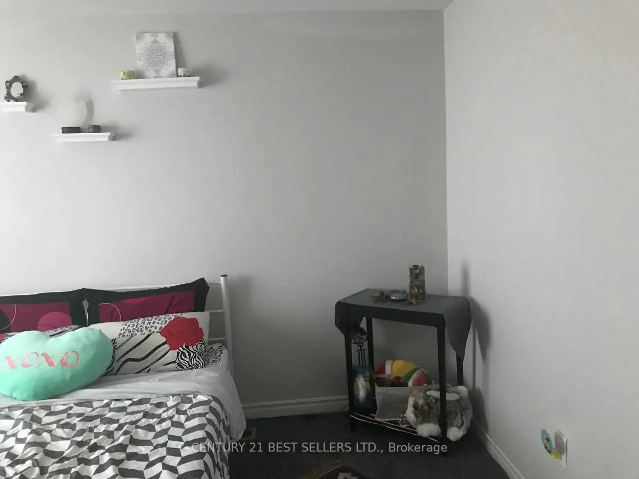 700 Erinbrook Drive, #9