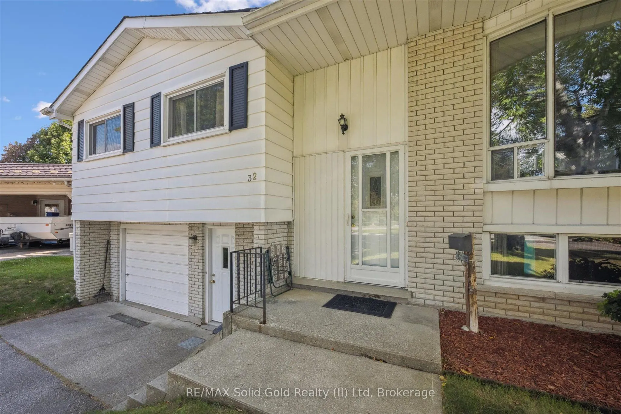 32 Lambert Place