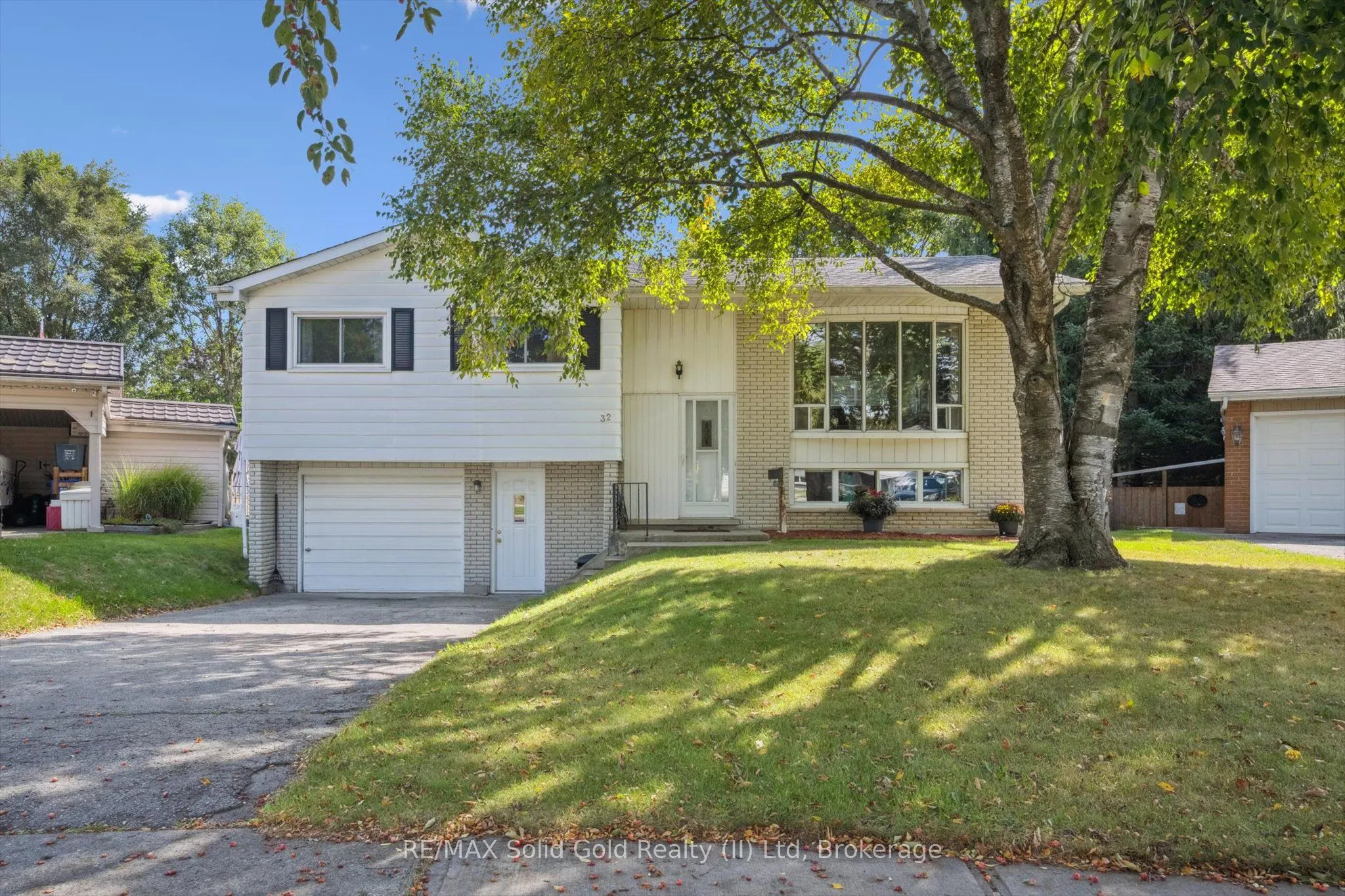 32 Lambert Place