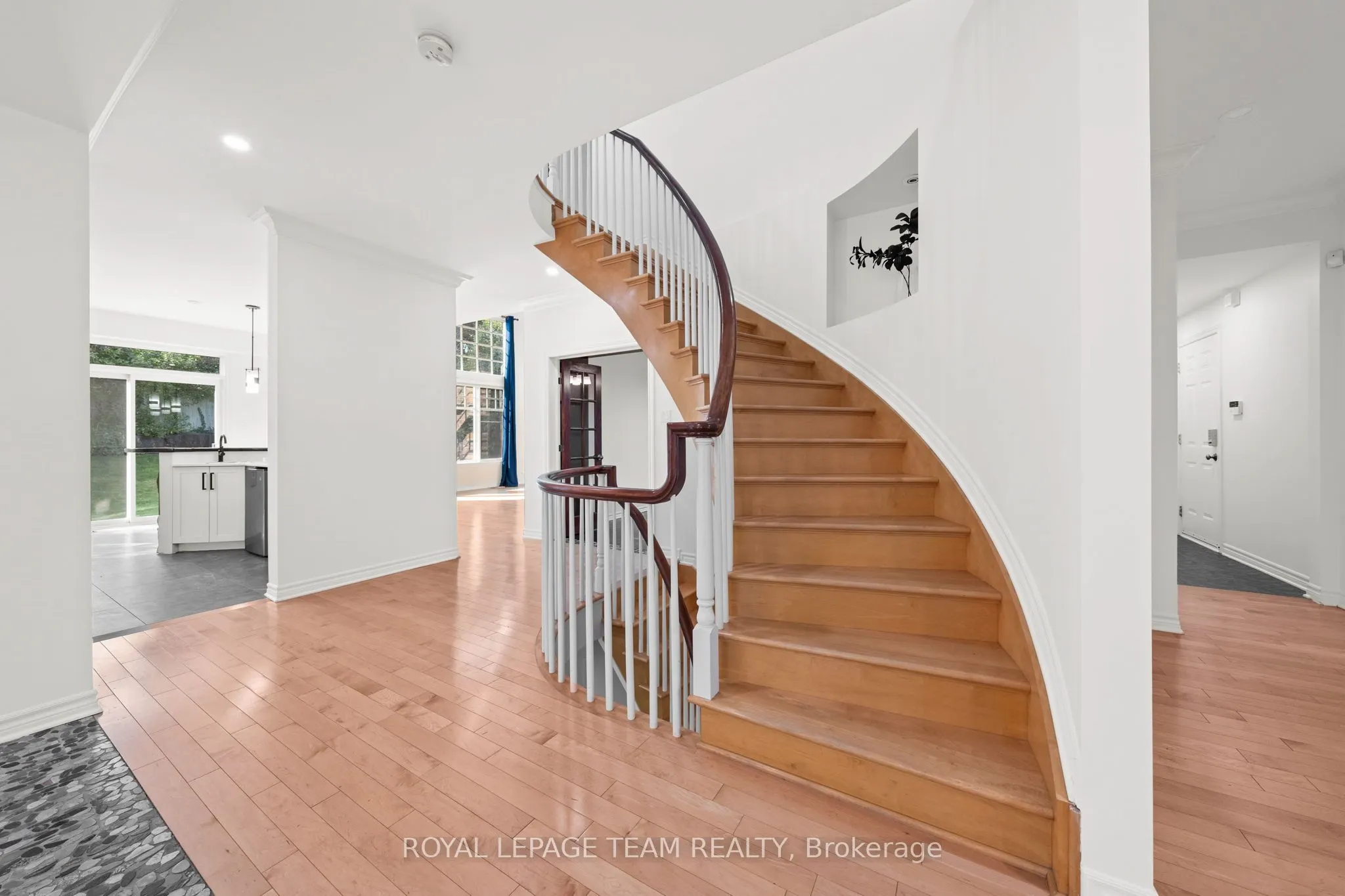 60 Ironside Court