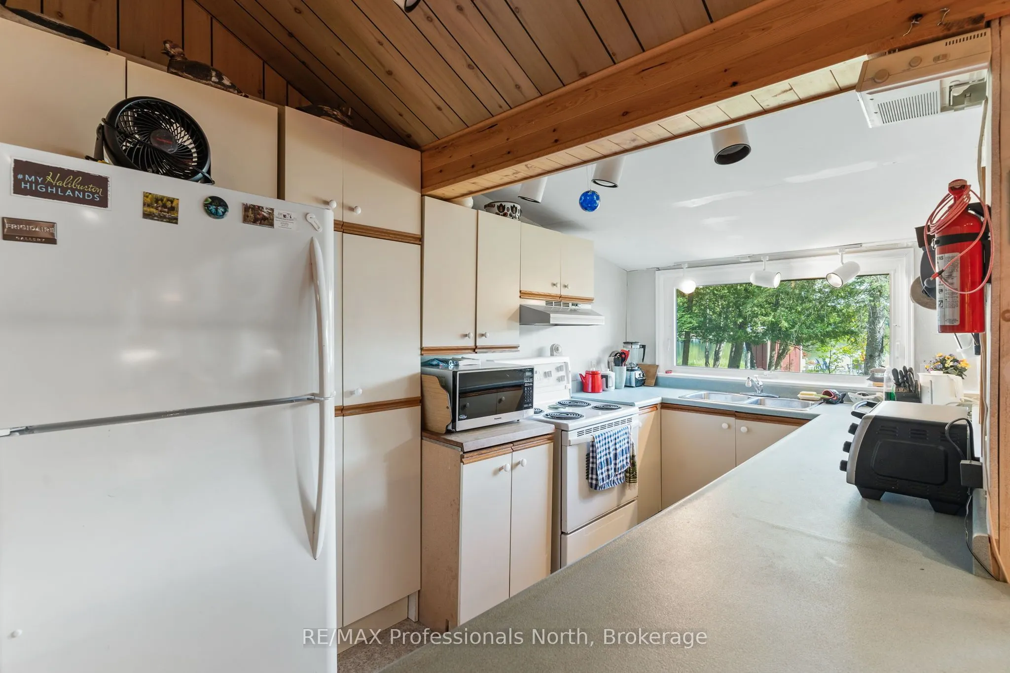 1083 Elsie Bay Drive