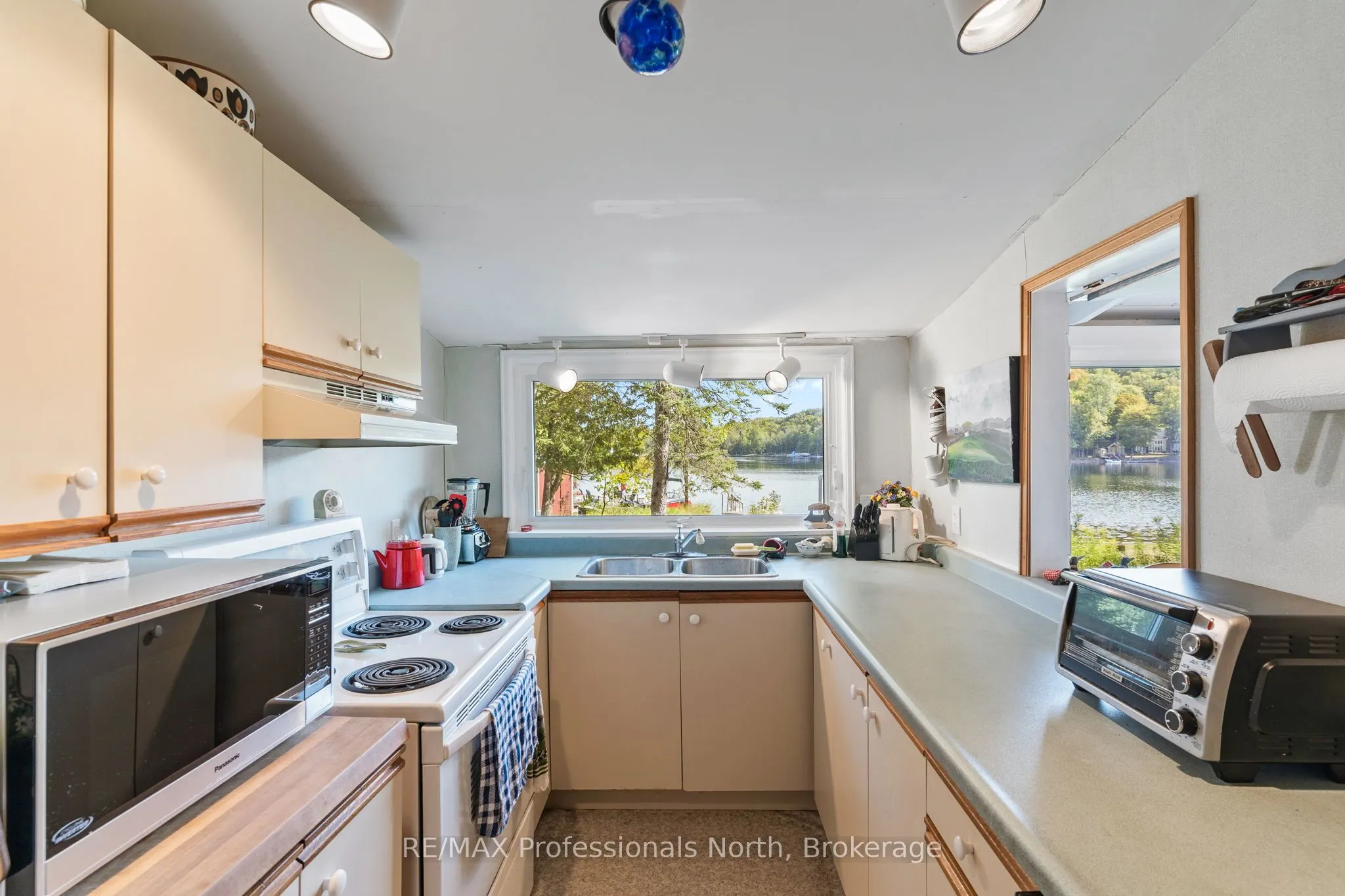 1083 Elsie Bay Drive