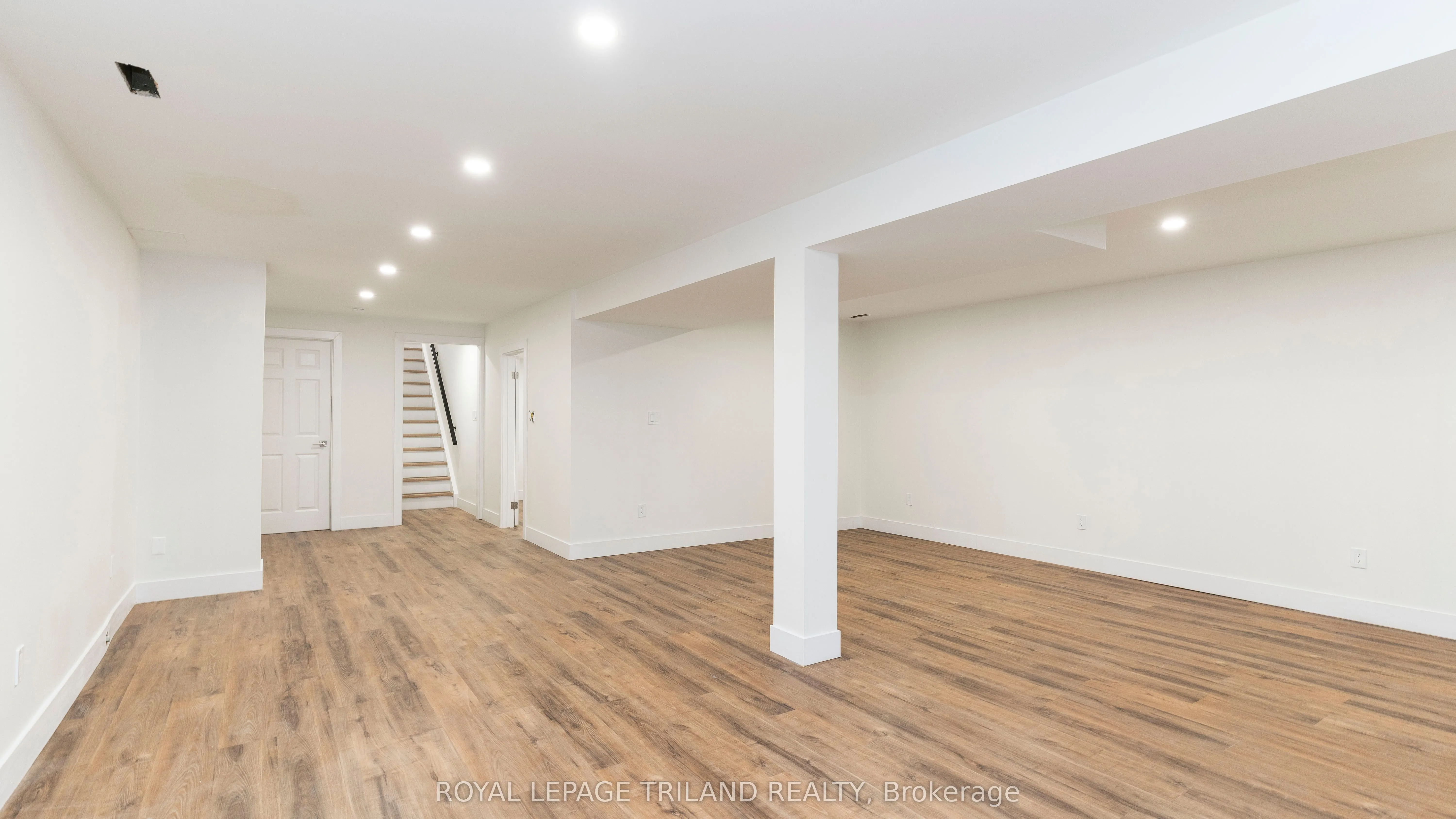 4 Schreyer Drive