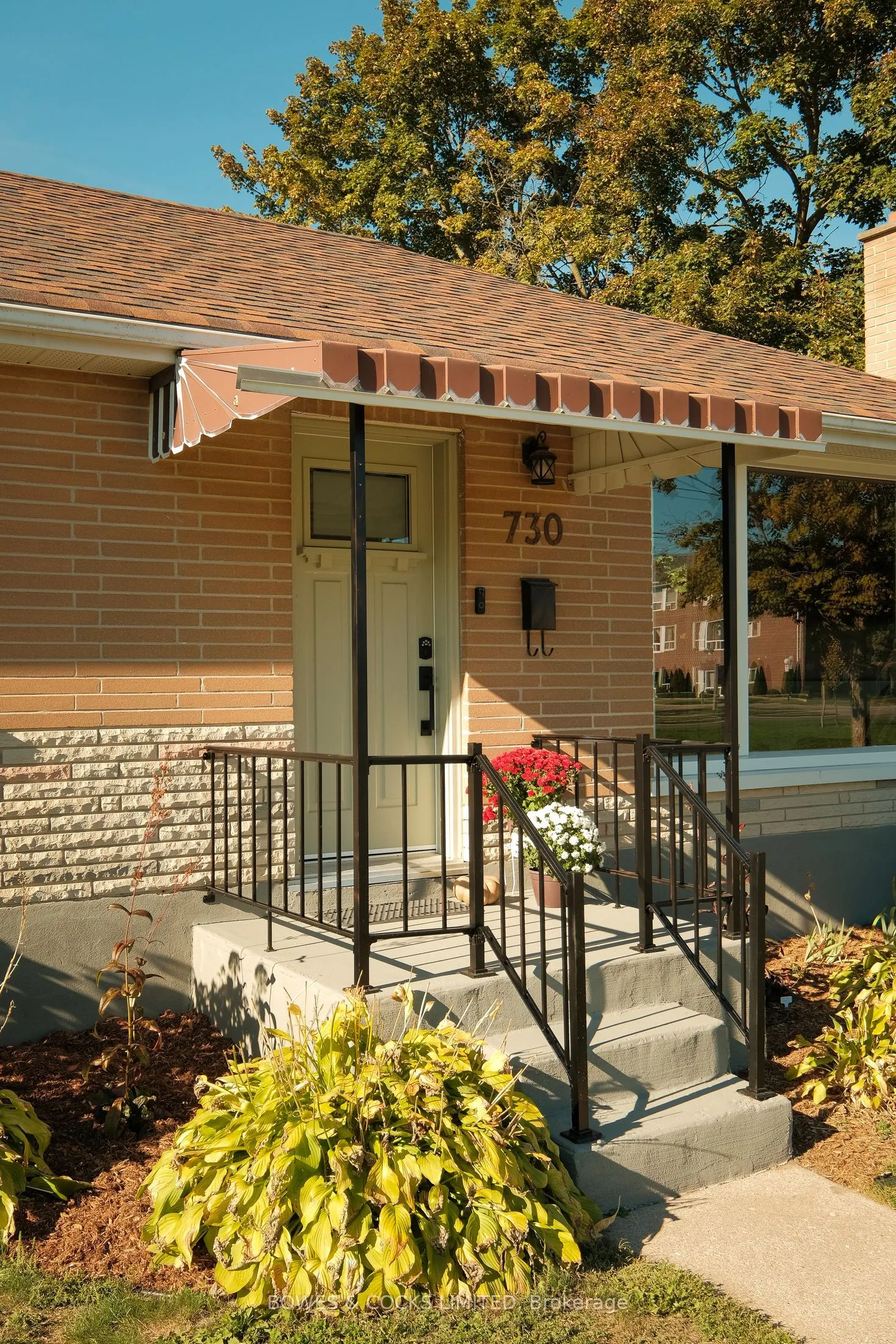 730 Crawford Place
