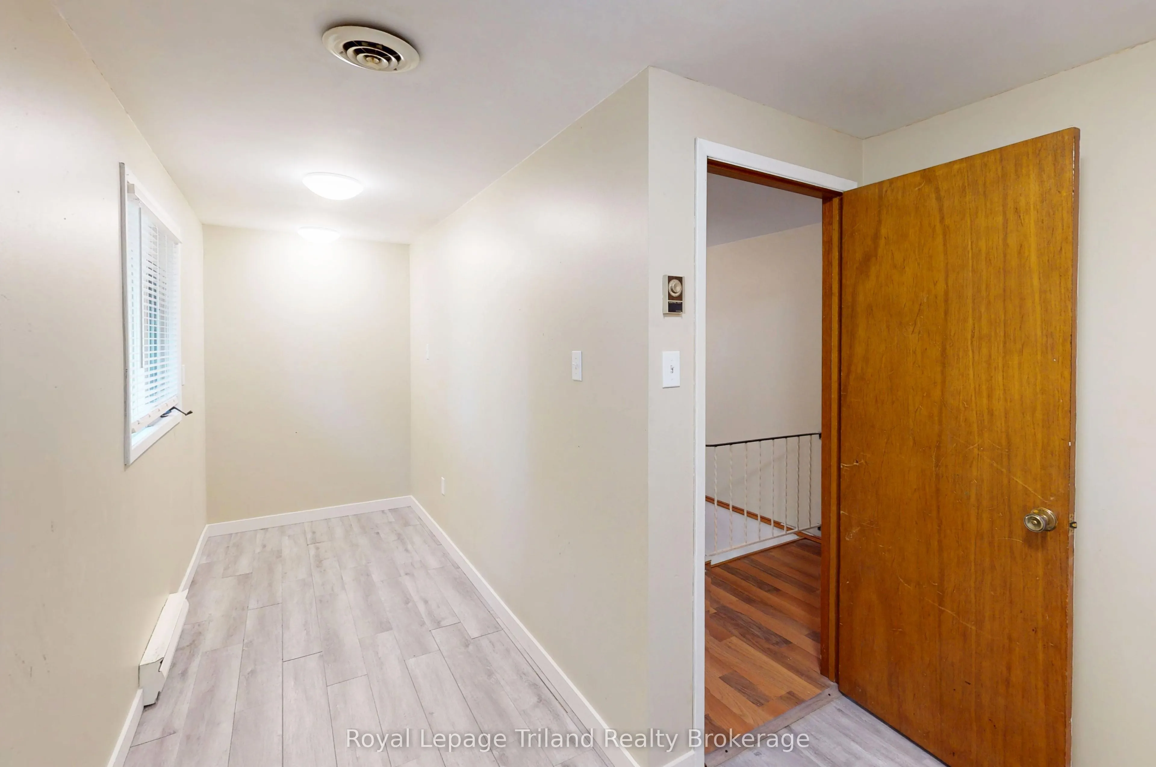 6 Elmwood Crescent
