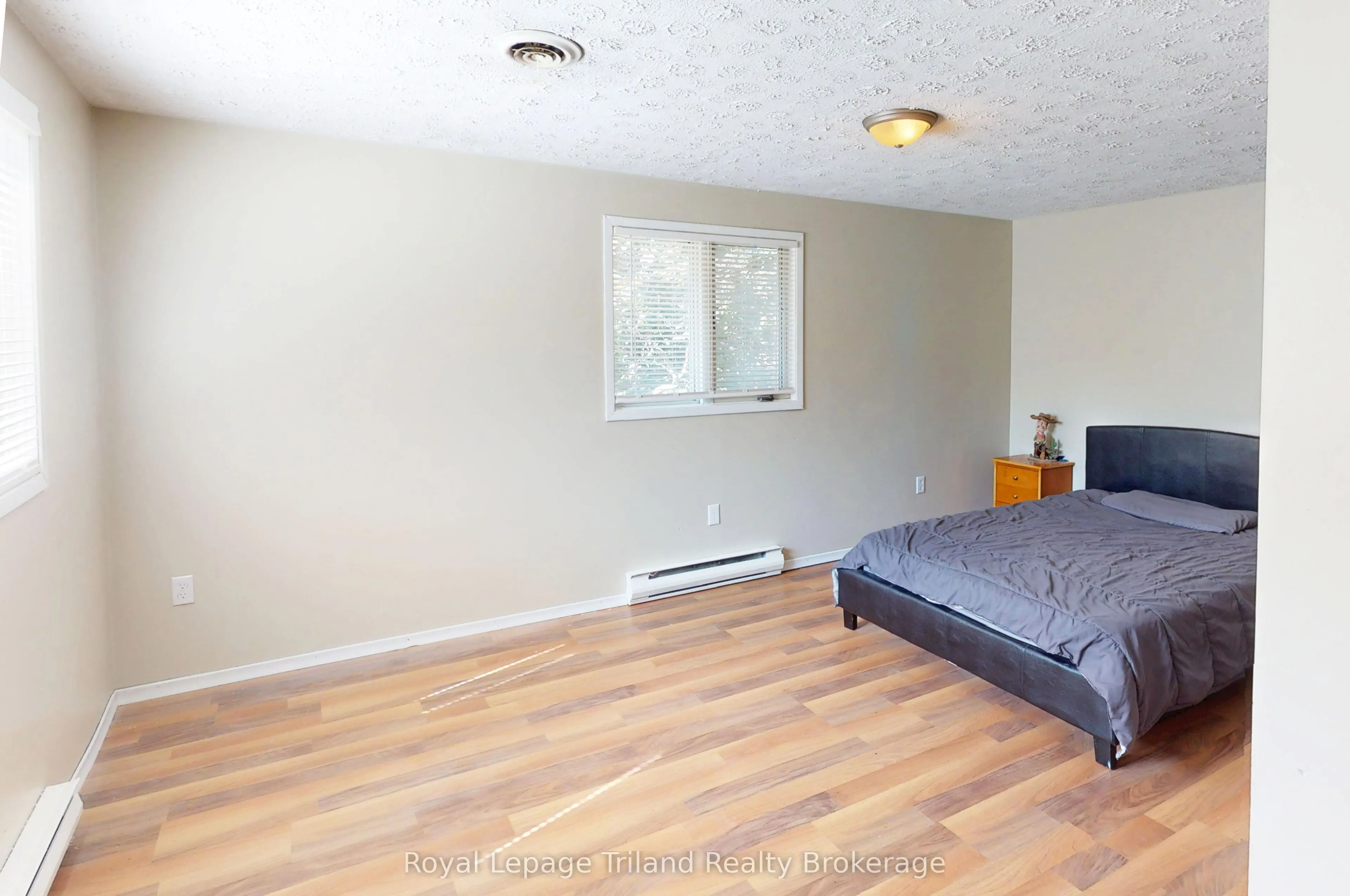 6 Elmwood Crescent