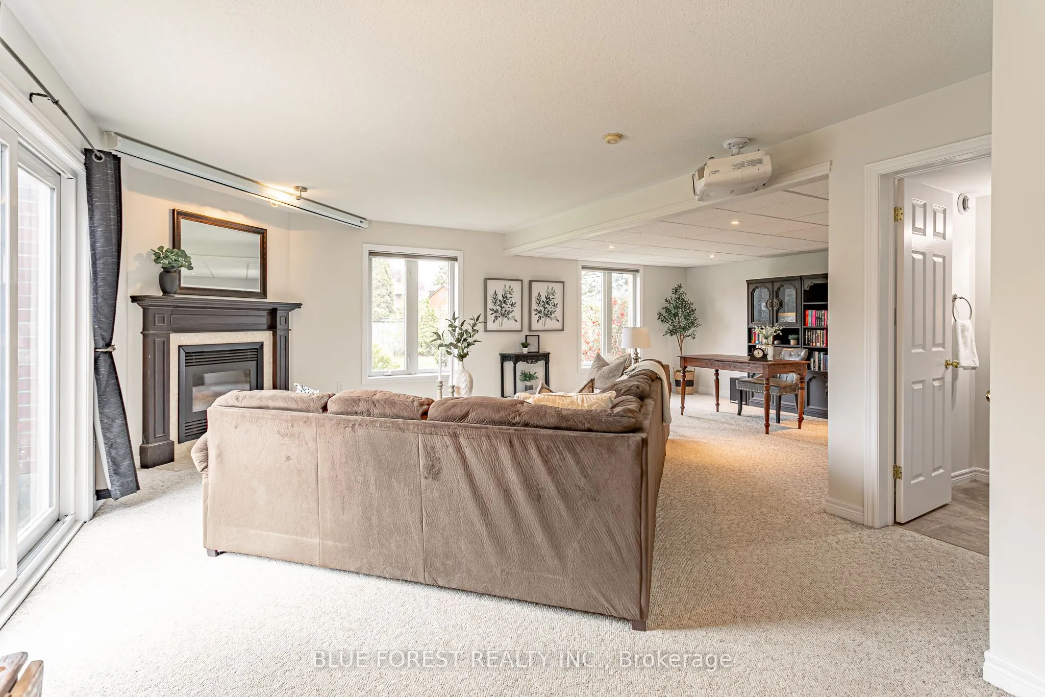 49 Parkview Drive