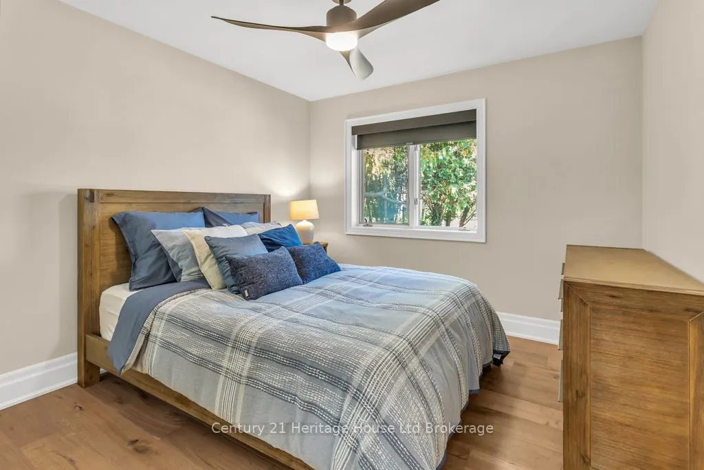 8 Tallwood Circle