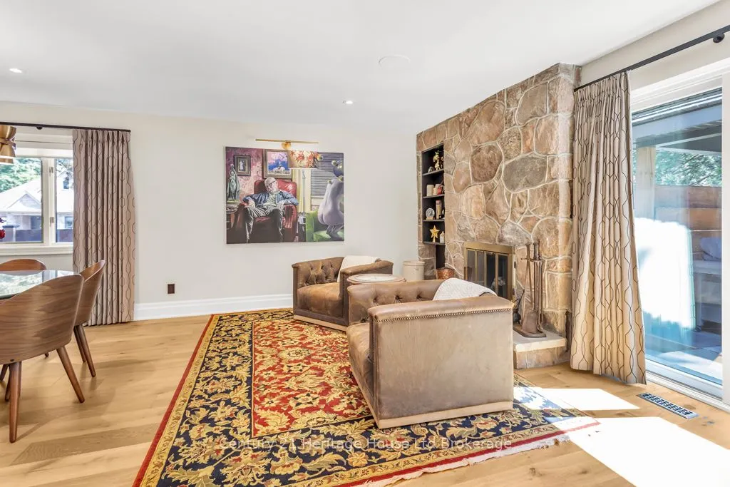 8 Tallwood Circle