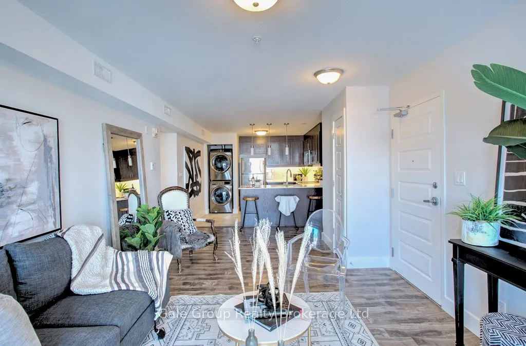 34 Brock Street, #303