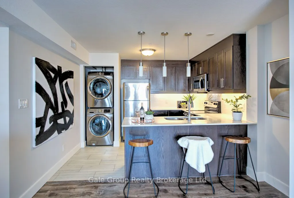 34 Brock Street, #303