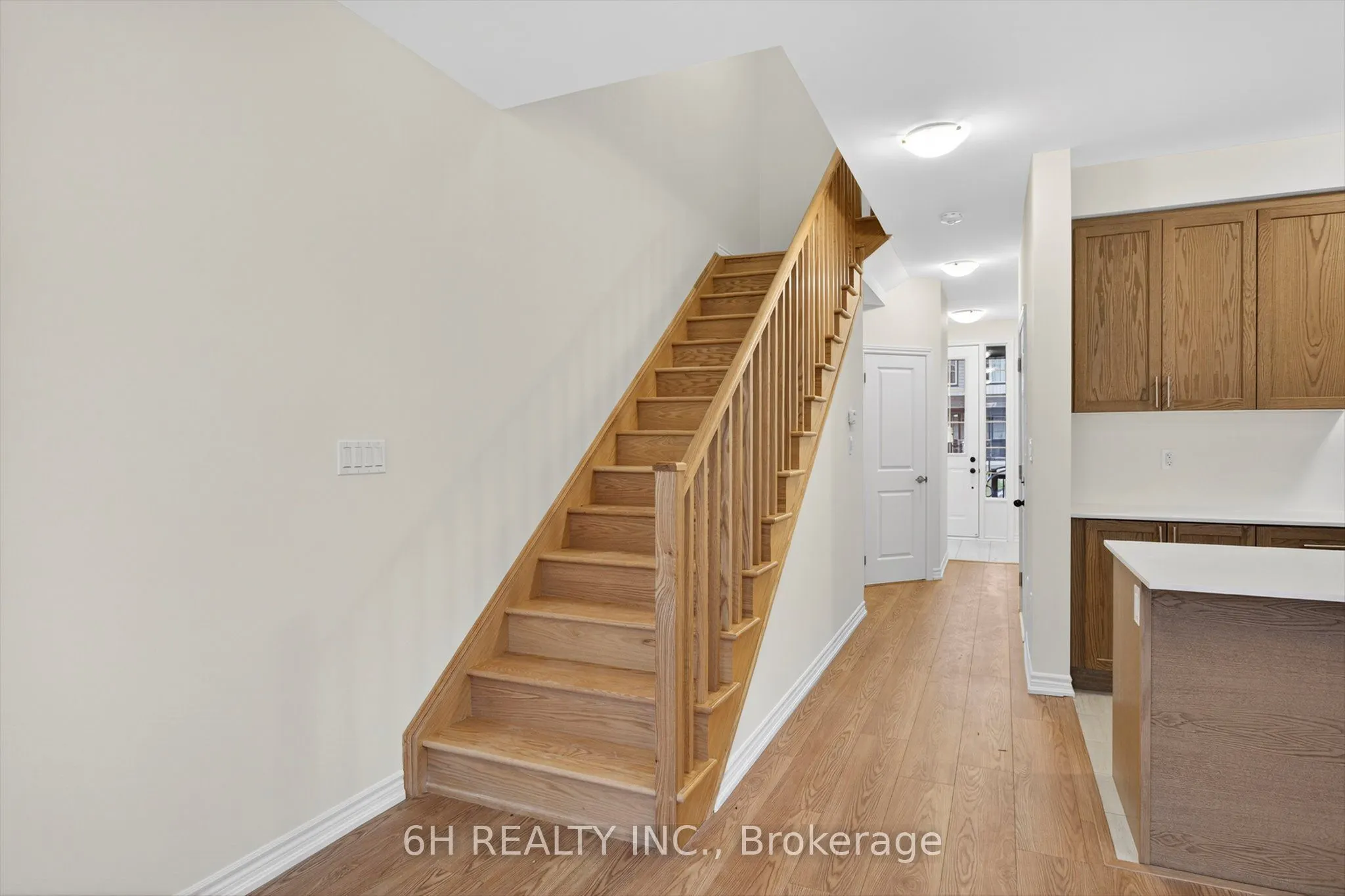 736 Carpenter Trail