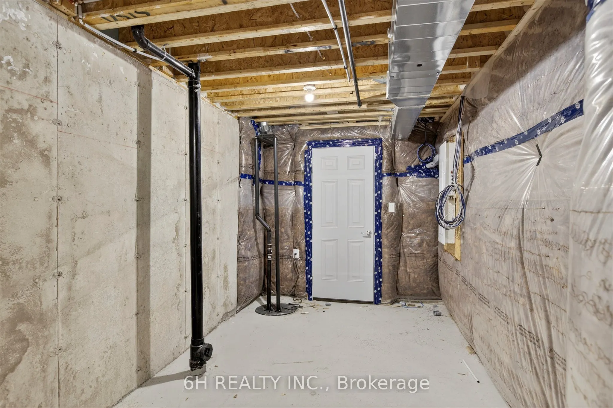 736 Carpenter Trail