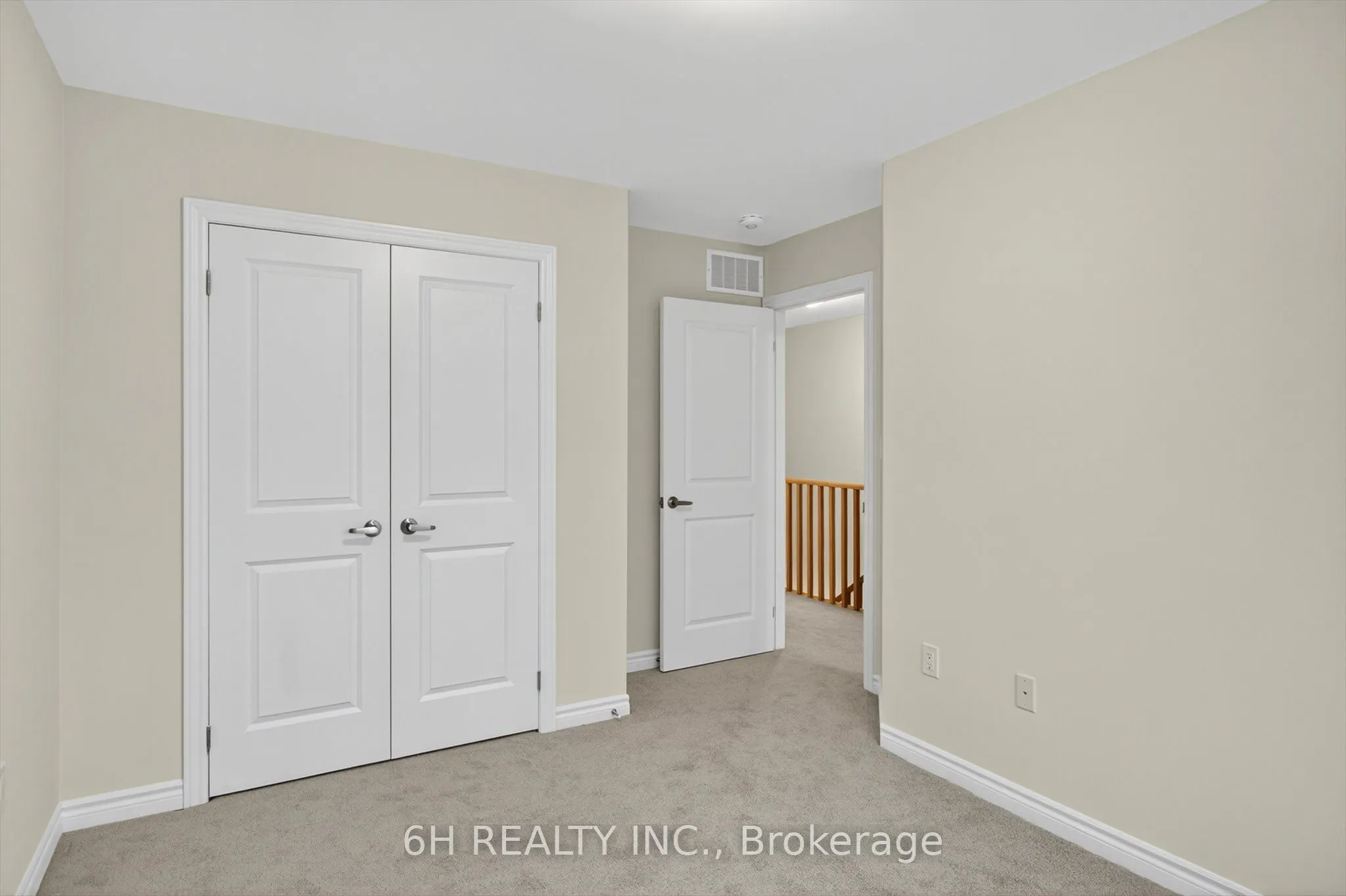 736 Carpenter Trail