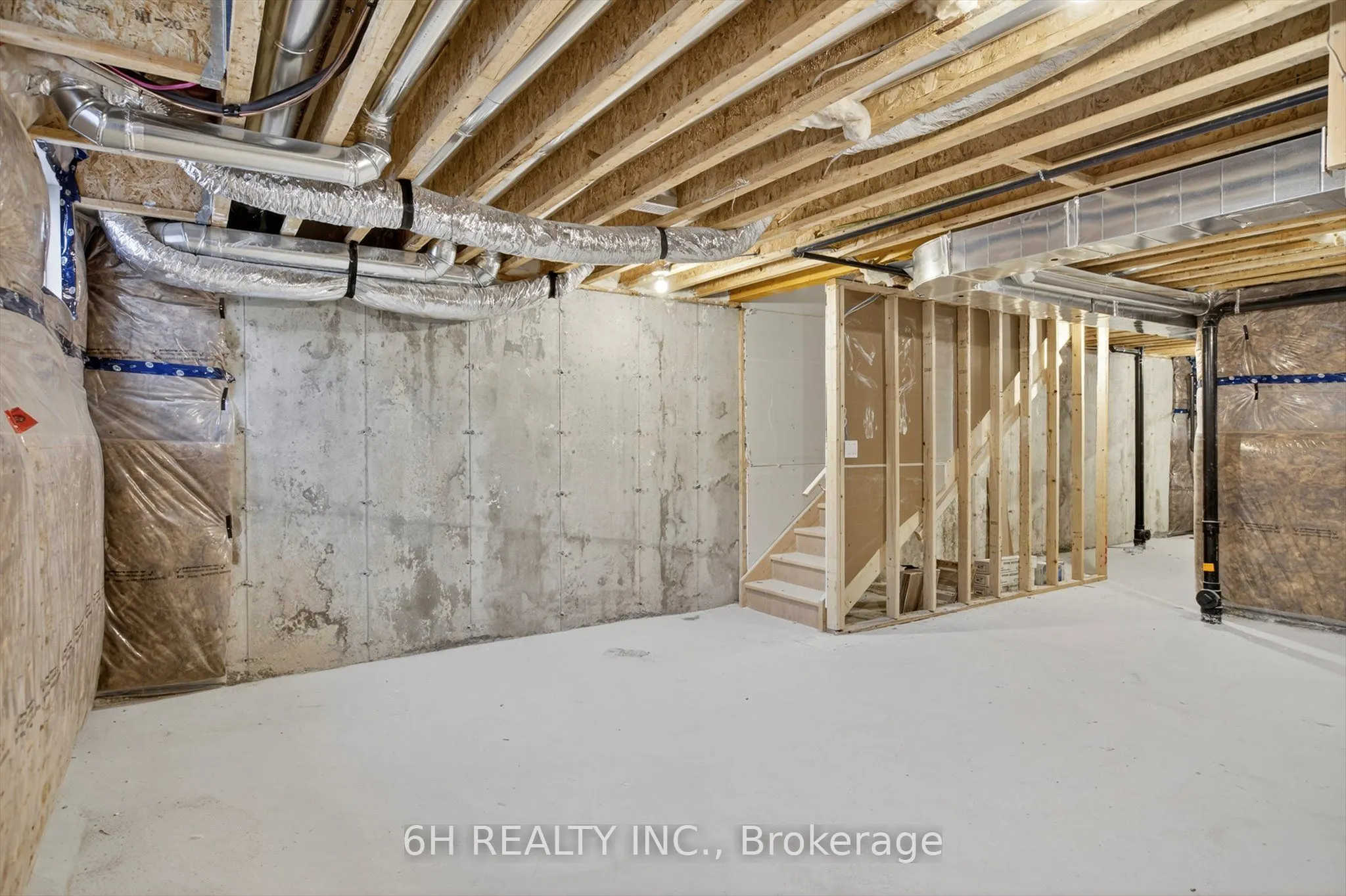 736 Carpenter Trail