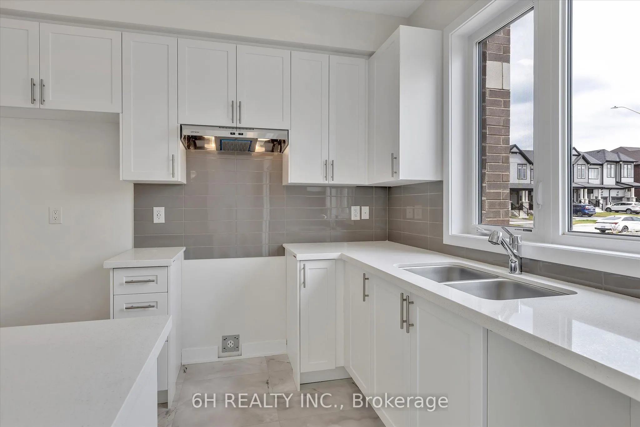 145 Pike Street