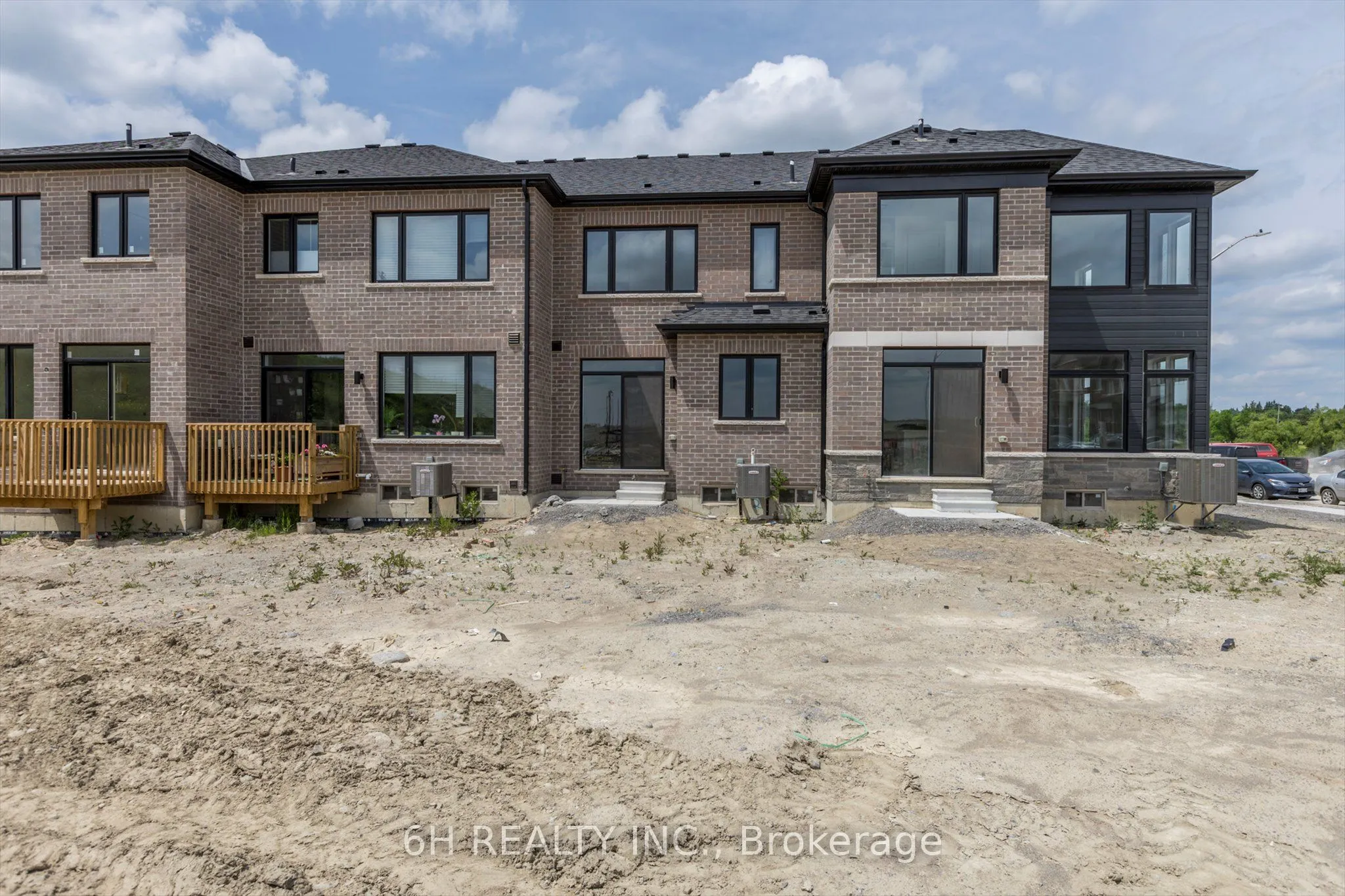 145 Pike Street