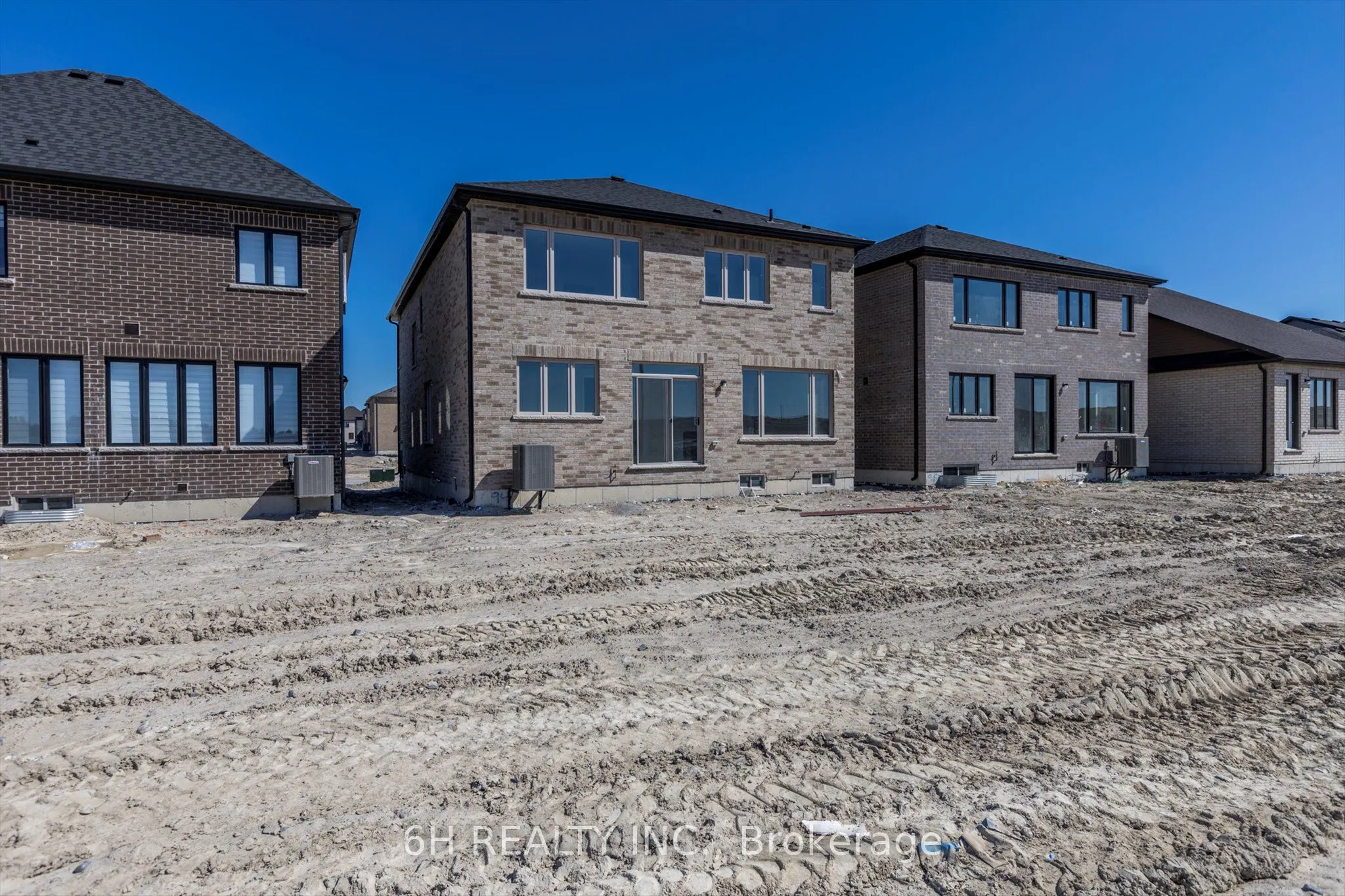 329 O'Toole Crescent