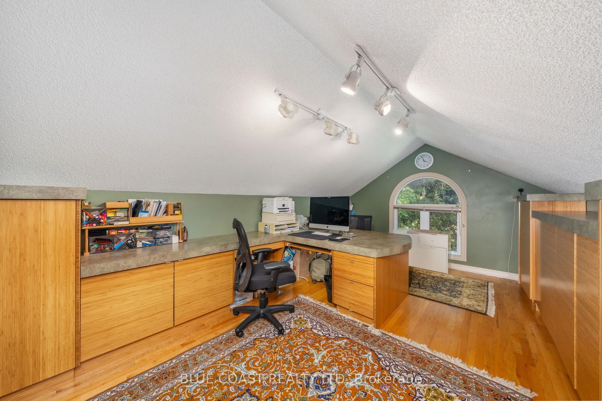291 Tawny Road