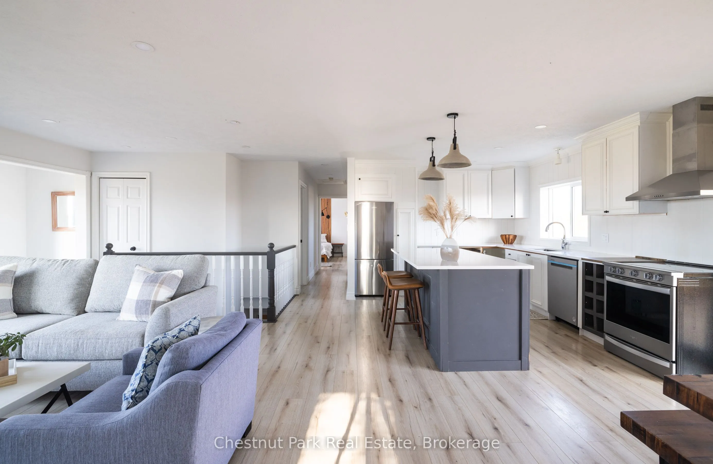 324310 SIDEROAD 27 Road