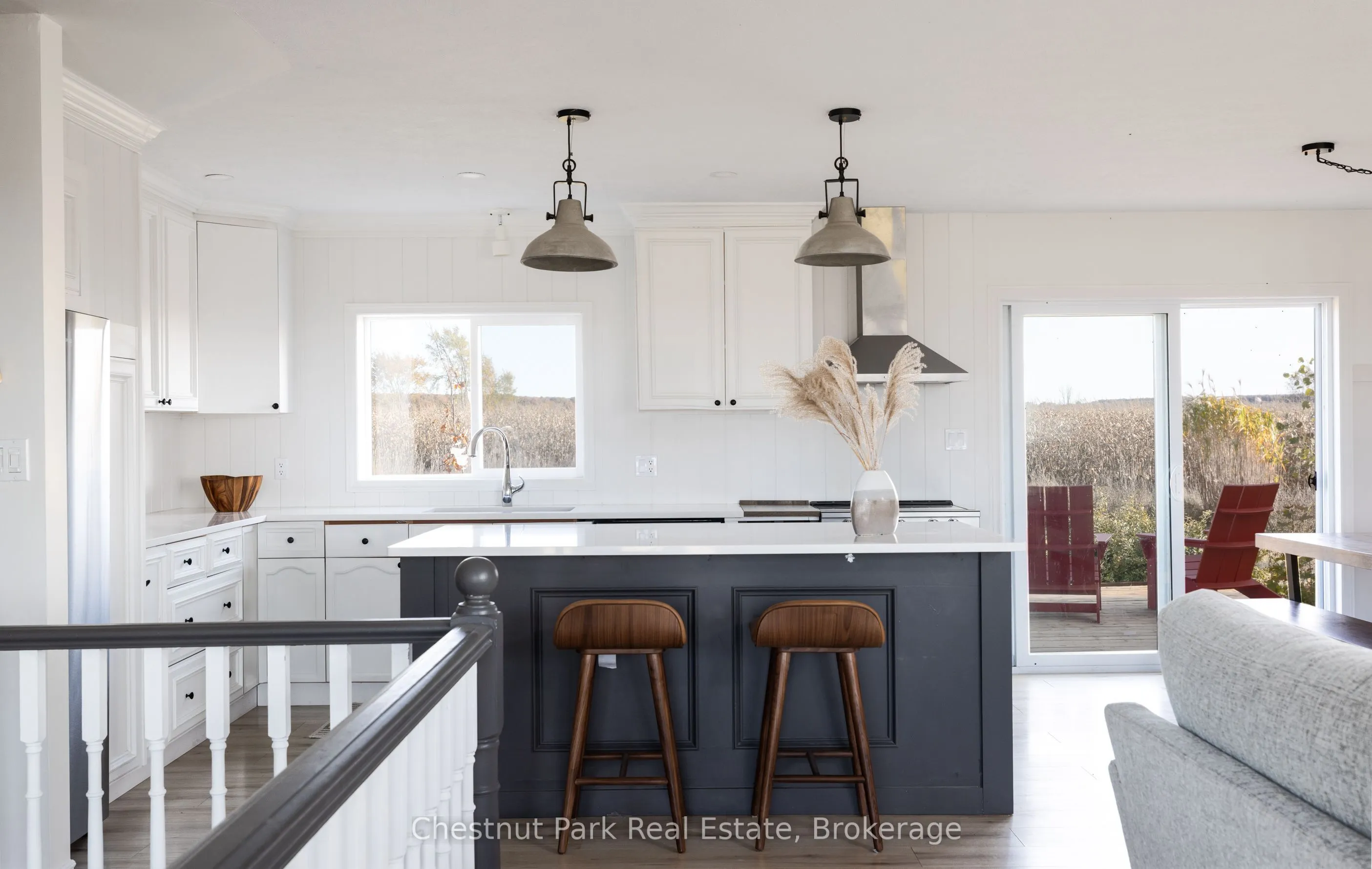 324310 SIDEROAD 27 Road