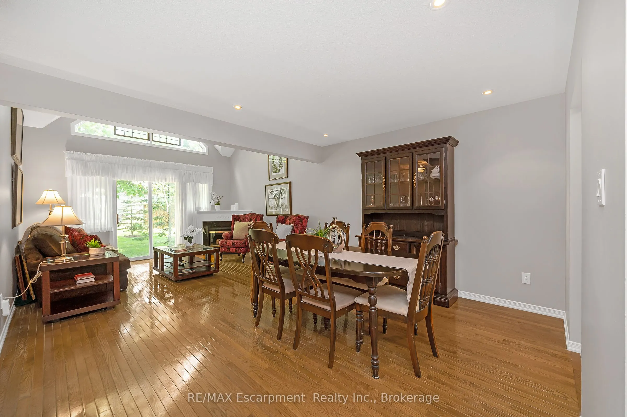 212 Stonehenge Drive, #18
