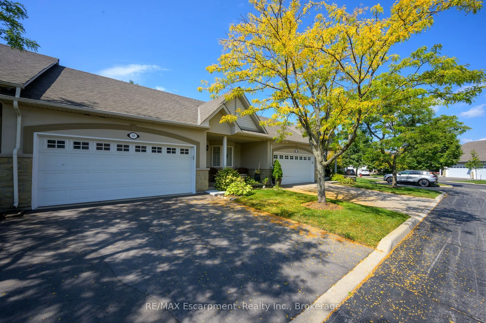 212 Stonehenge Drive, #18