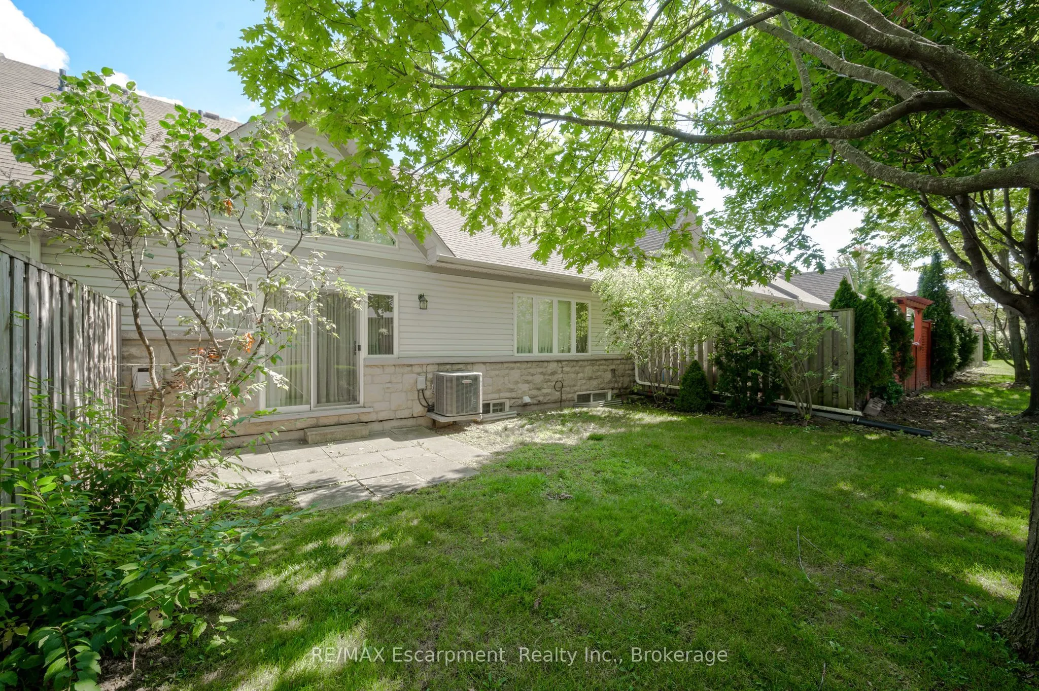 212 Stonehenge Drive, #18