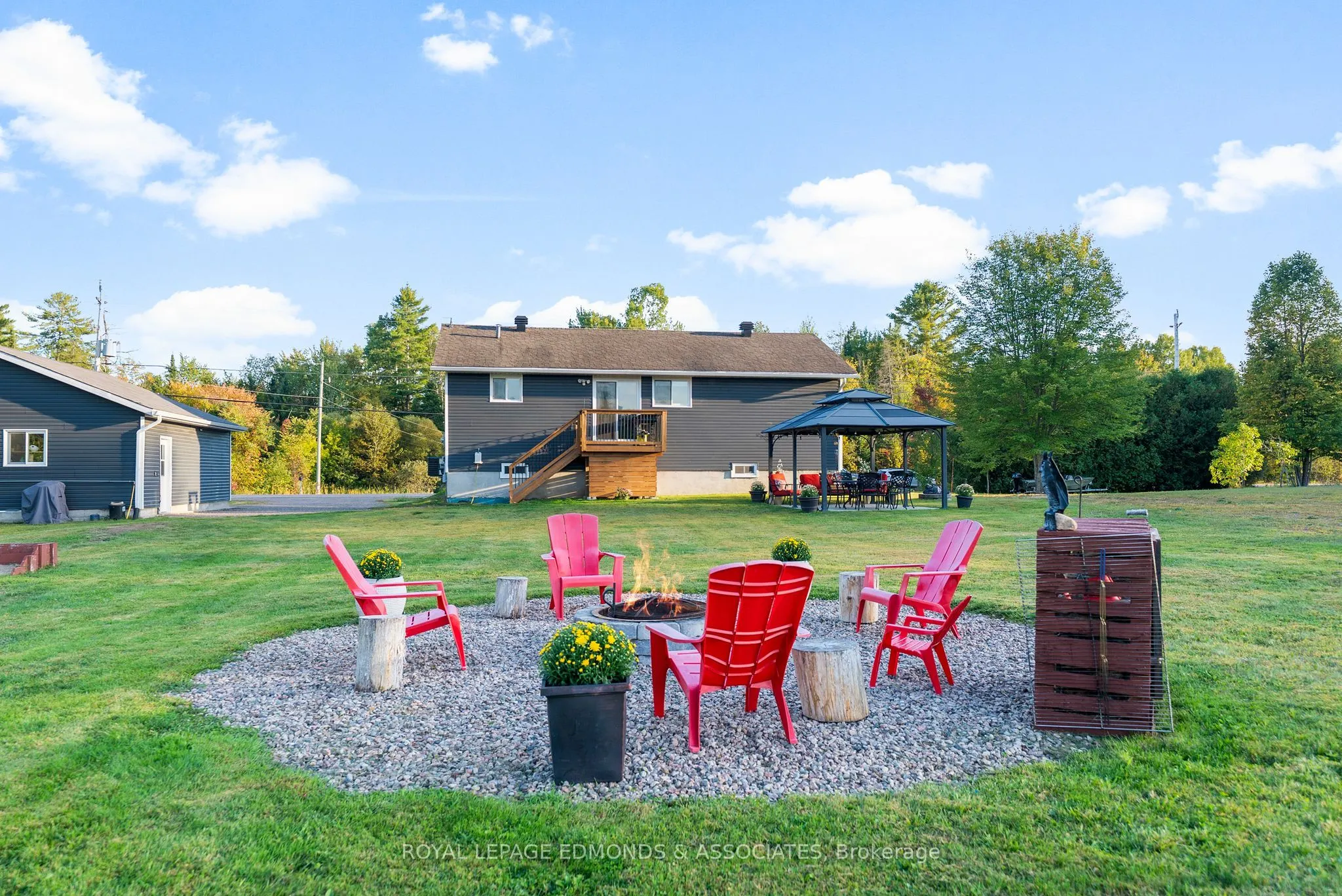 600 Achray Road