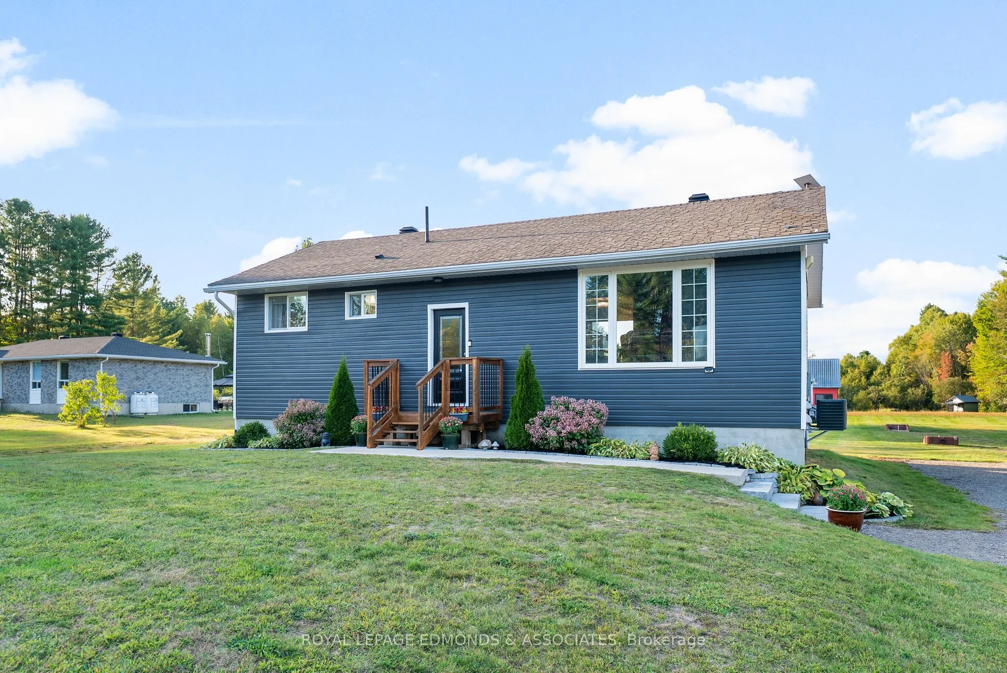 600 Achray Road