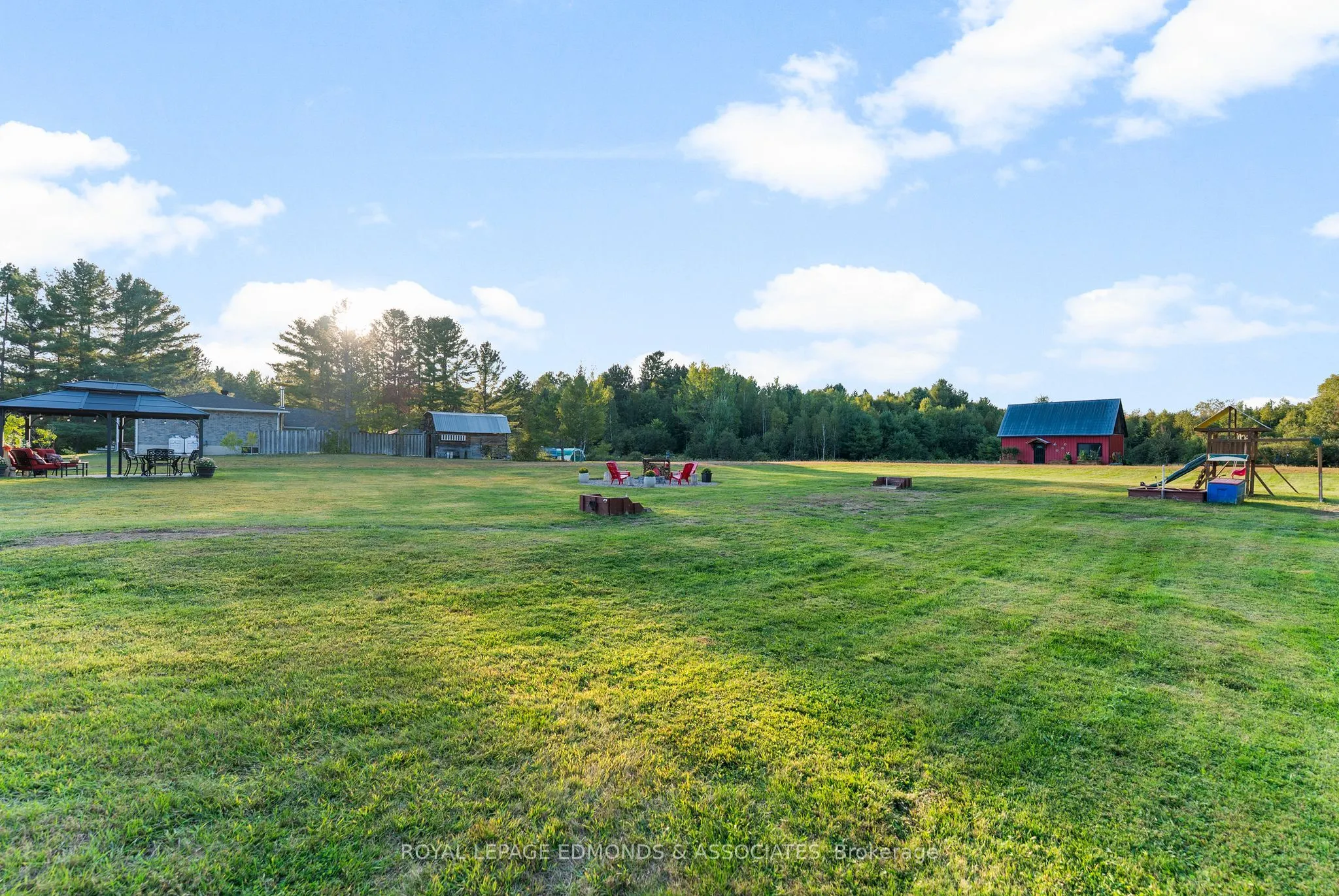 600 Achray Road