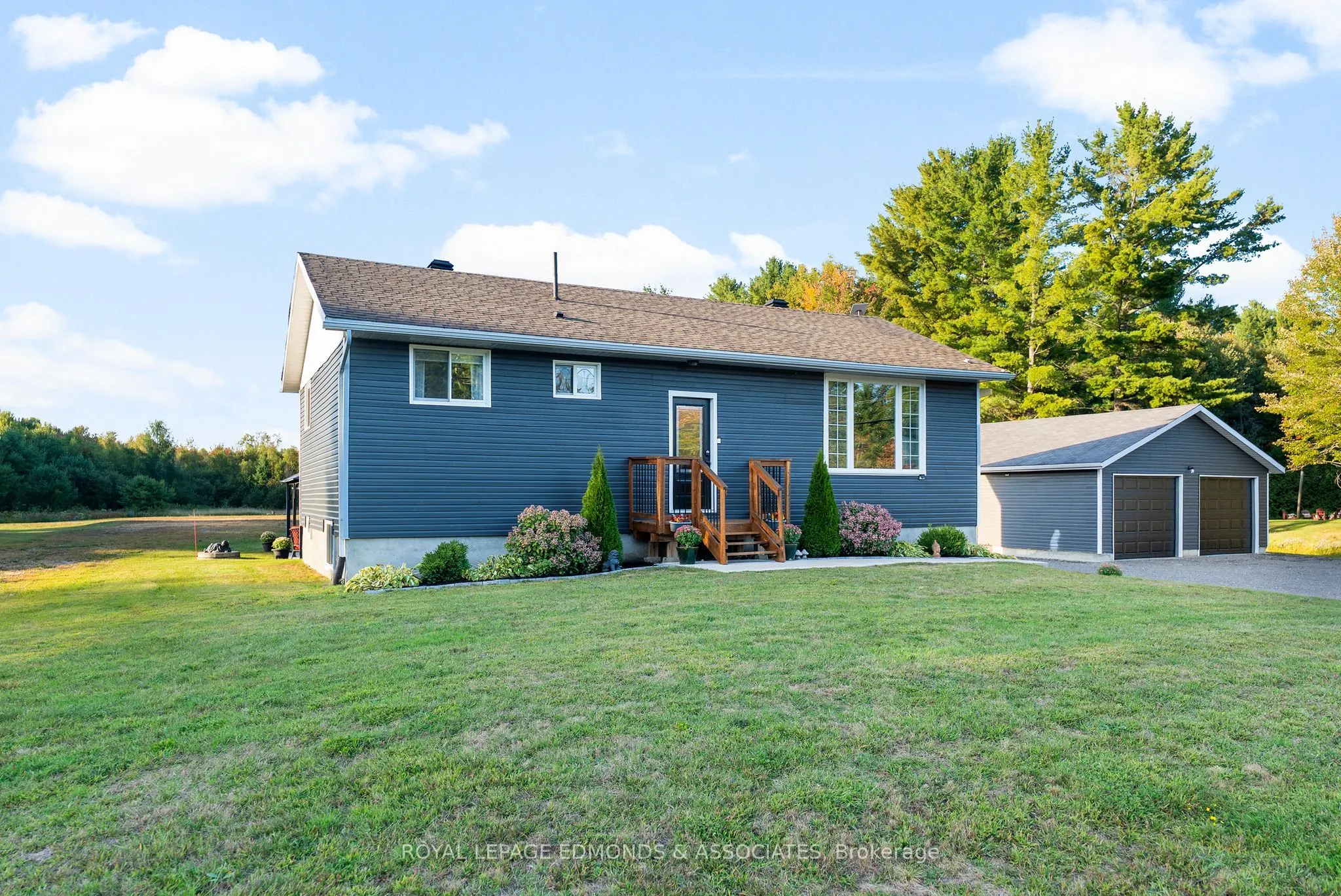 600 Achray Road