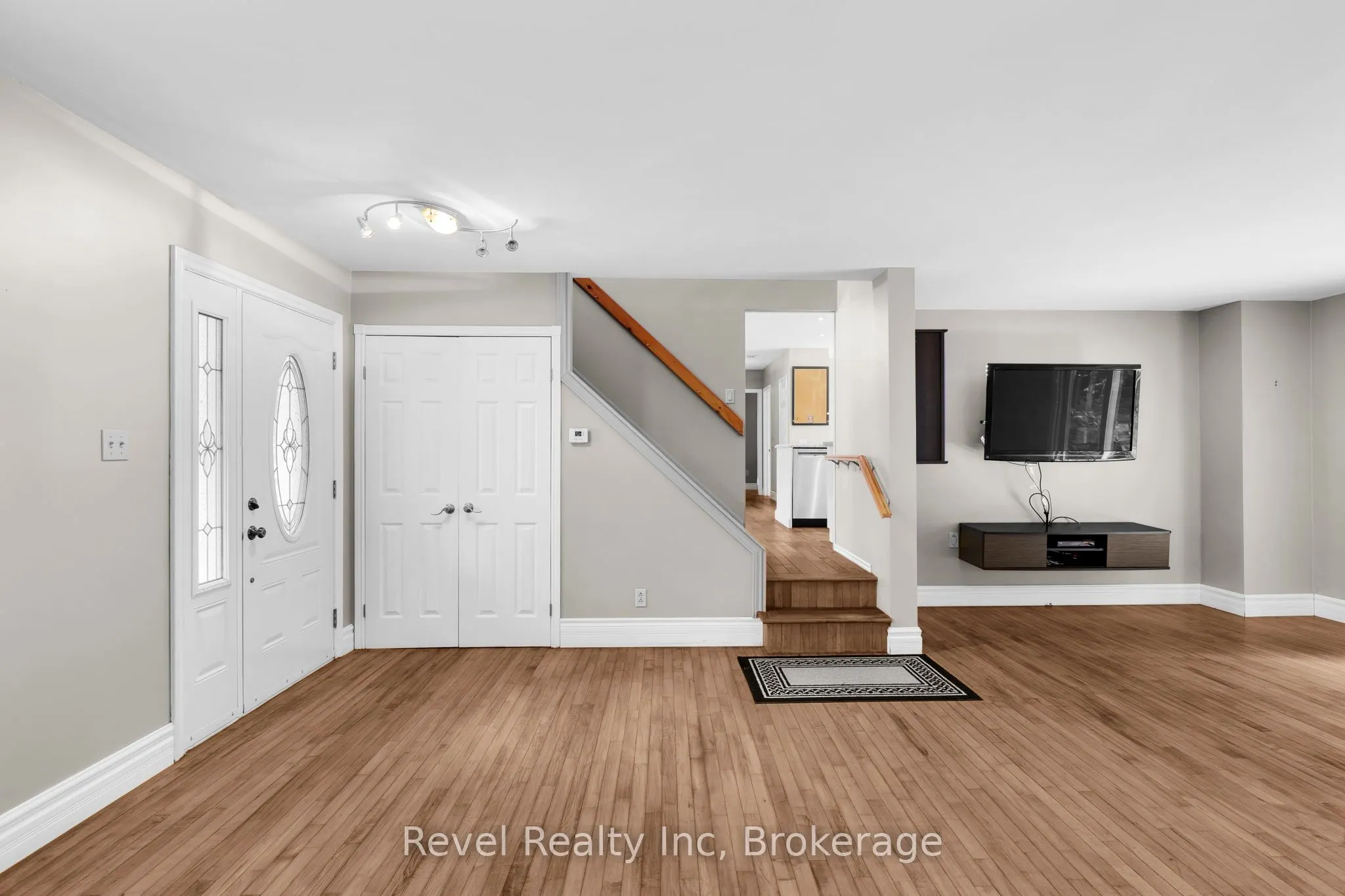 19 Sandy Plains Road